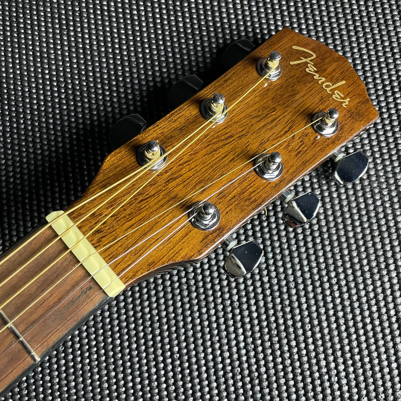 Fender CD-60 Dreadnought Acoustic w/Case, Walnut Fingerboard- Natural