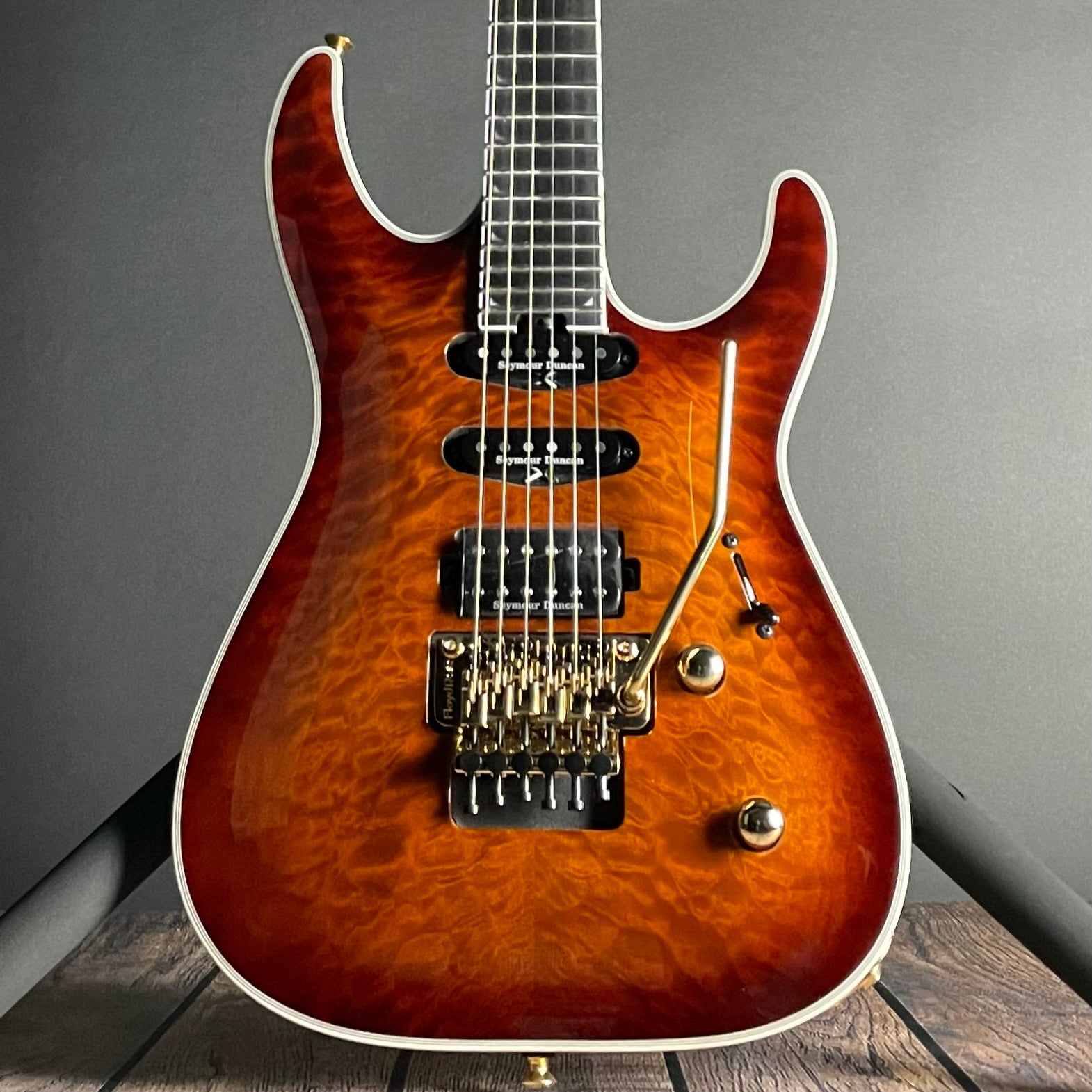 Jackson Pro Plus Series Soloist SLA3Q, Ebony Fingerboard- Amber Tiger