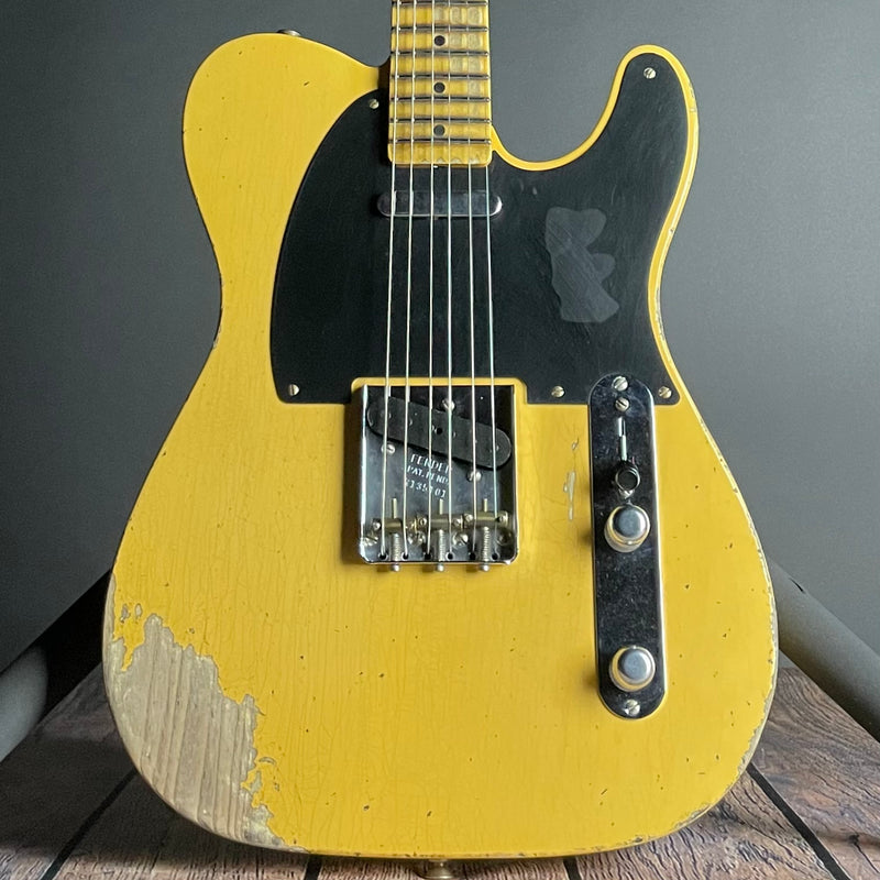 Fender Custom Shop 1952 Telecaster, Heavy Relic- Aged Nocaster Blonde (6lbs 12oz) - Metronome Music Inc.
