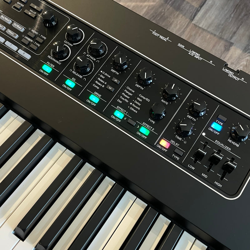 Yamaha CK88 88-Key Stage Keyboard/Piano - Metronome Music Inc.