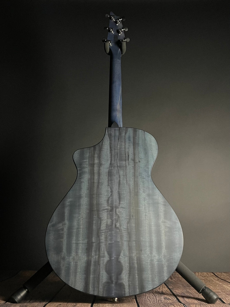 Breedlove Oregon Concert Stormy Night CE, Limited (29237) - Metronome Music Inc.