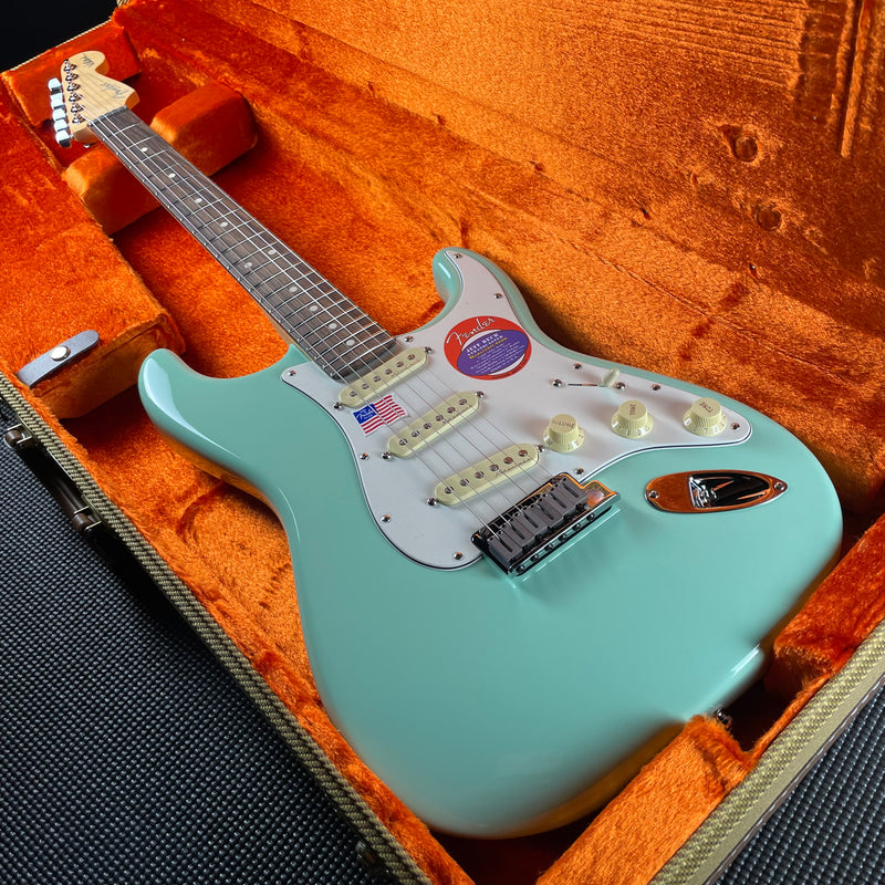 Fender Jeff Beck Stratocaster, Rosewood- Surf Green (US23112480) - Metronome Music Inc.