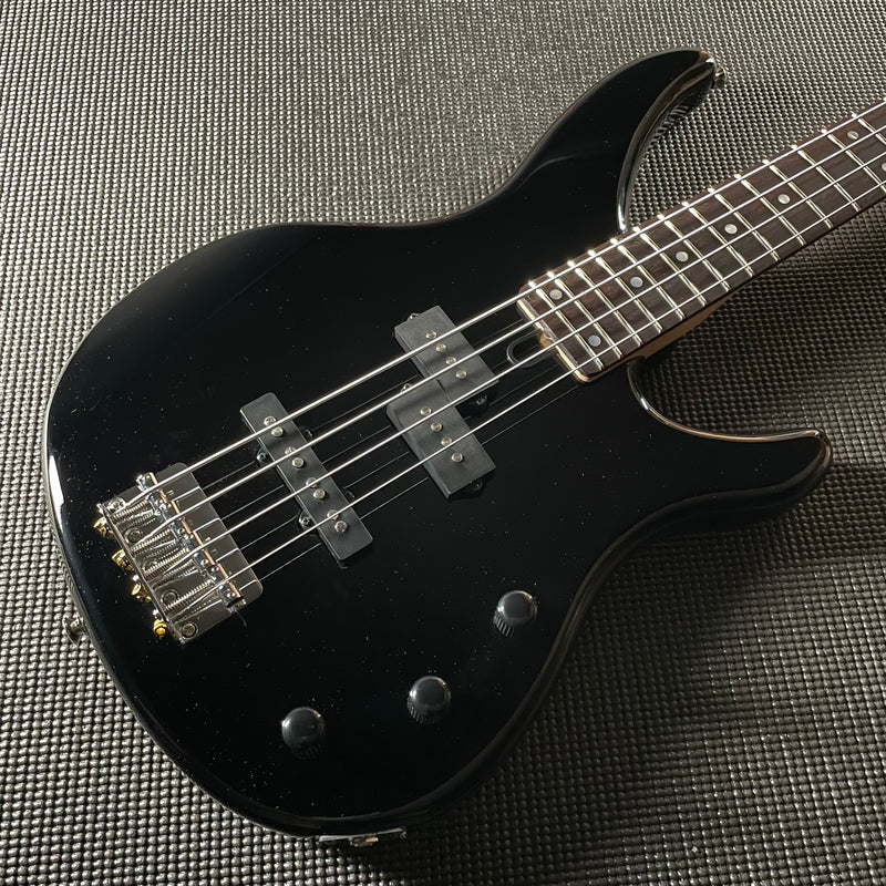 Yamaha TRBX174 4-String Bass- Black - Metronome Music Inc.