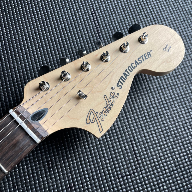 Fender Tom Delong Stratocaster, Rosewood- Daphne Blue - Metronome Music Inc.