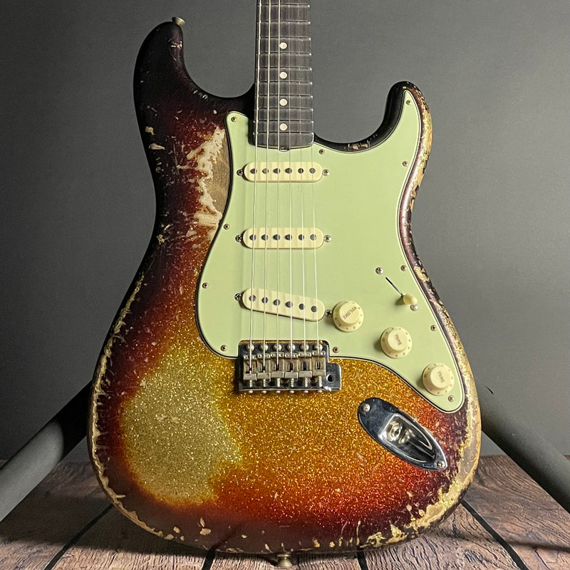 Fender Custom Shop LTD '60/'63 Stratocaster, Super Heavy Relic- 3-Color Sunburst Sparkle (7lbs 8oz) - Metronome Music Inc.