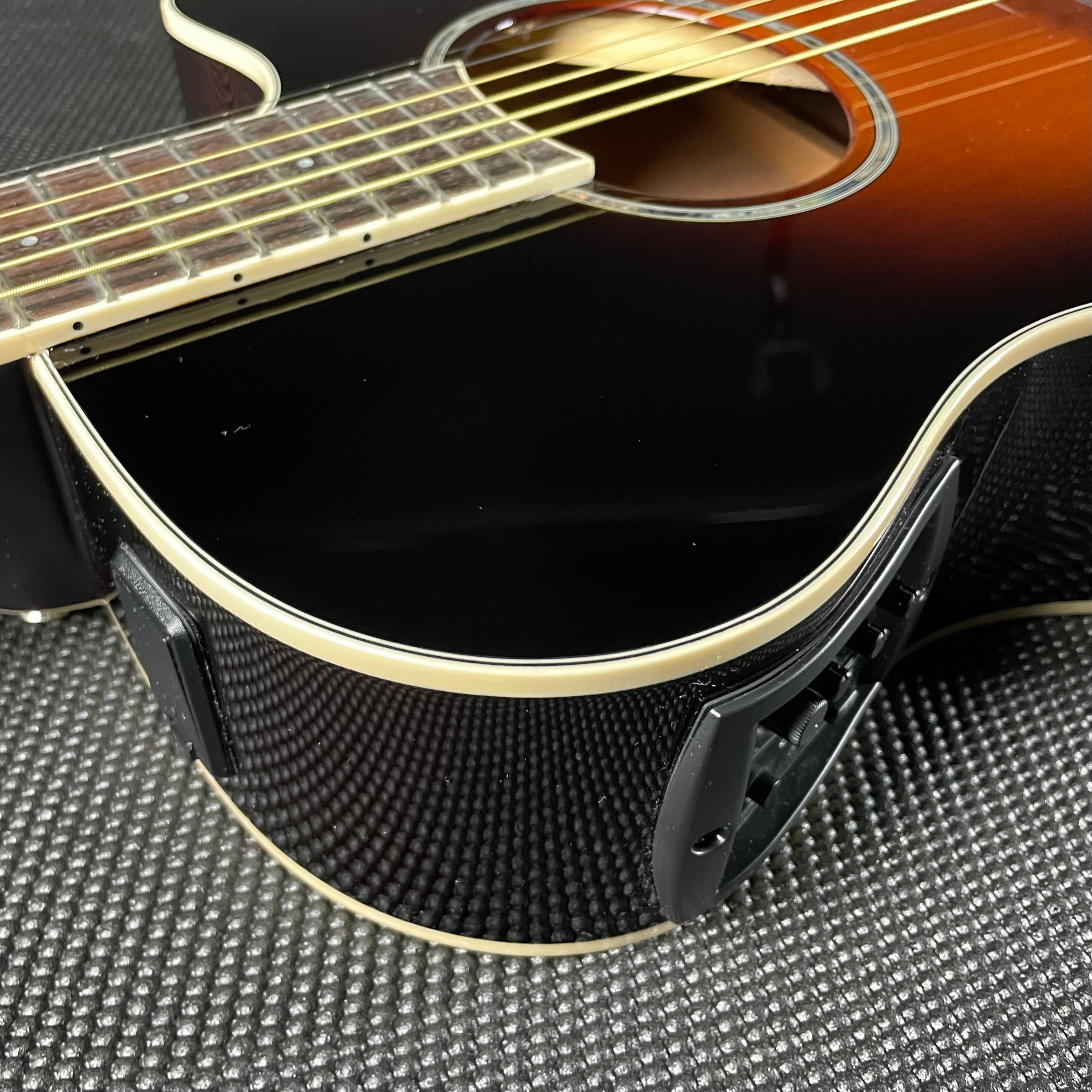 Yamaha APX600 Thinline Acoustic- Old Violin Sunburst - Metronome Music Inc.