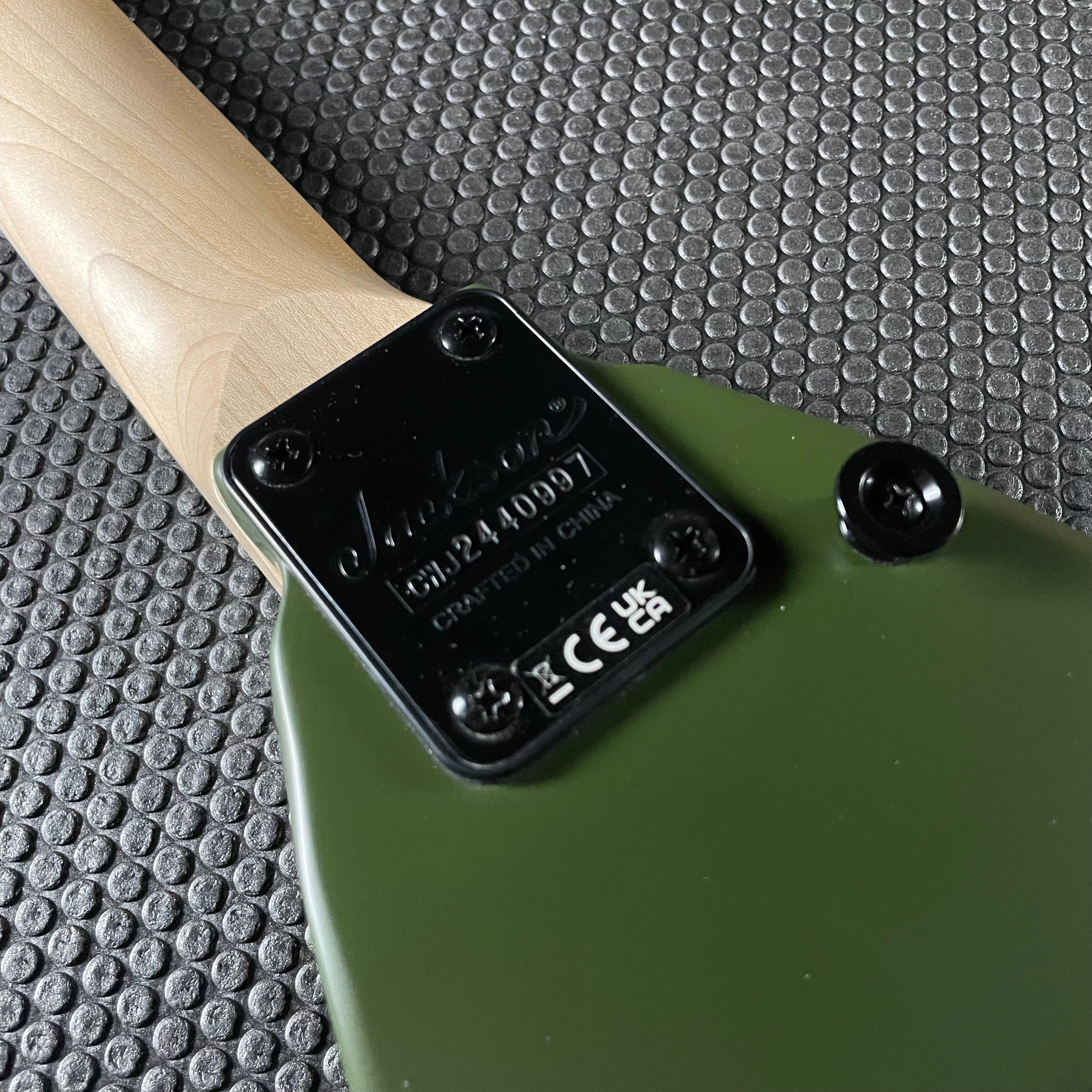 Jackson JS Series King V JS32, Amaranth- Matte Army Drab (6lbs 10oz)