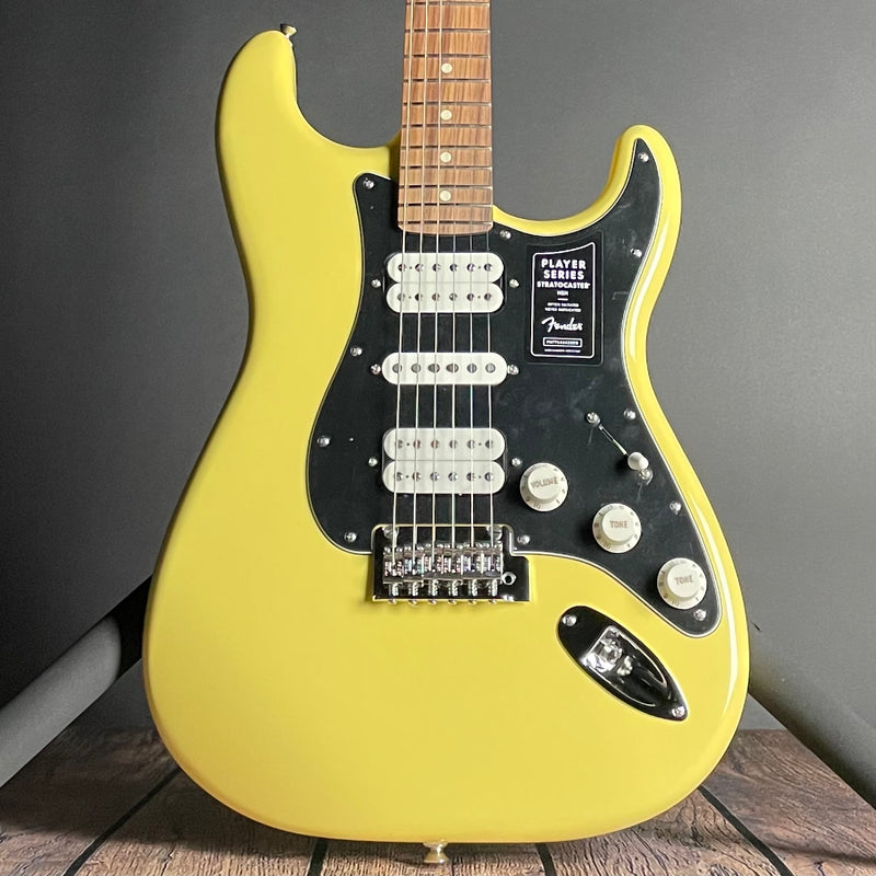 Fender Player Stratocaster HSH, Pau Ferro Fingerboard- Buttercream (MX21256090)