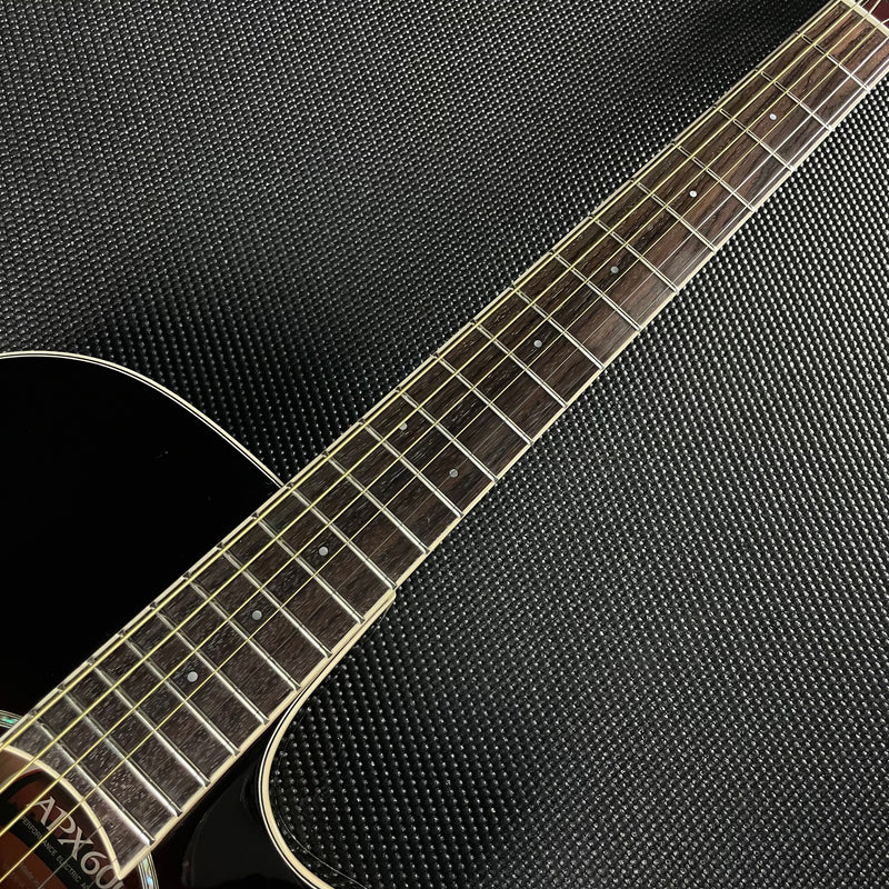 Yamaha APX600 Thinline Acoustic- Old Violin Sunburst - Metronome Music Inc.