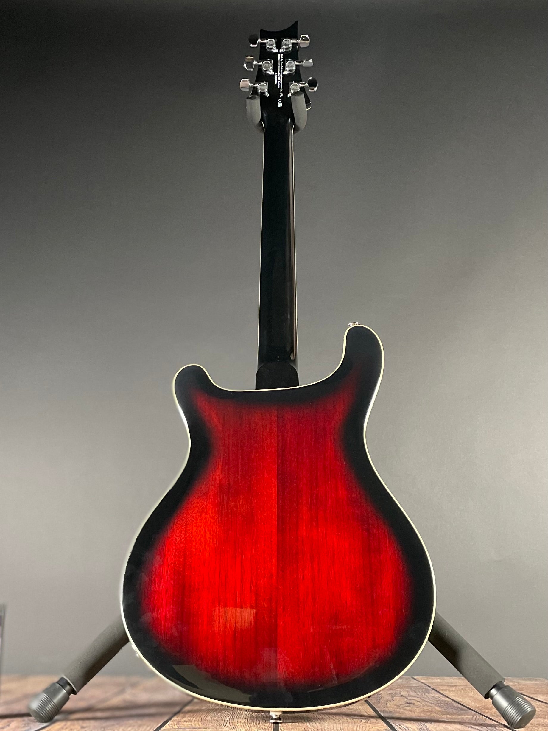 Paul Reed Smith, PRS SE Hollowbody Standard- Fire Red Burst (6lbs 13oz)