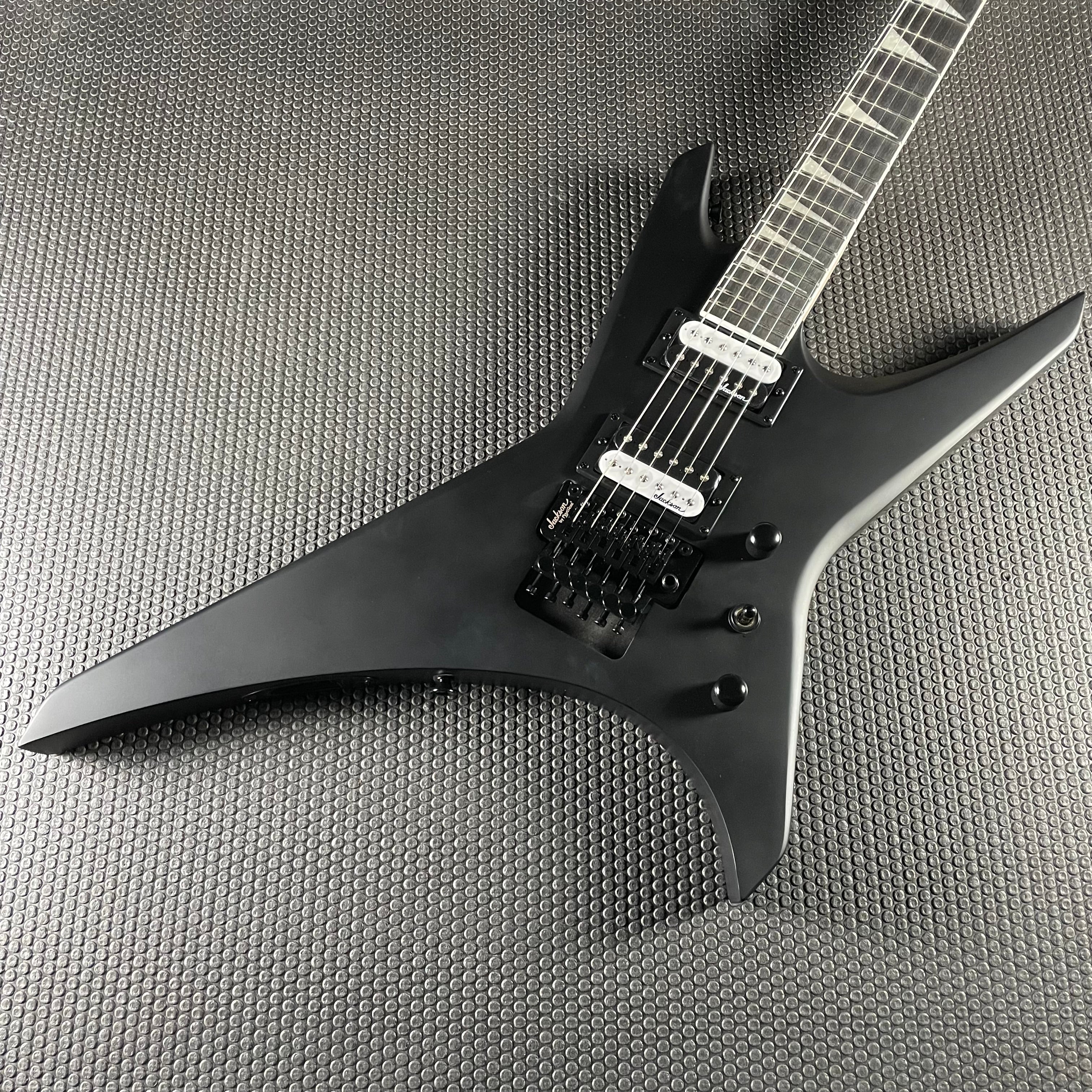 Jackson JS Series Warrior JS32, Amaranth- Satin Black (7lbs 12oz)