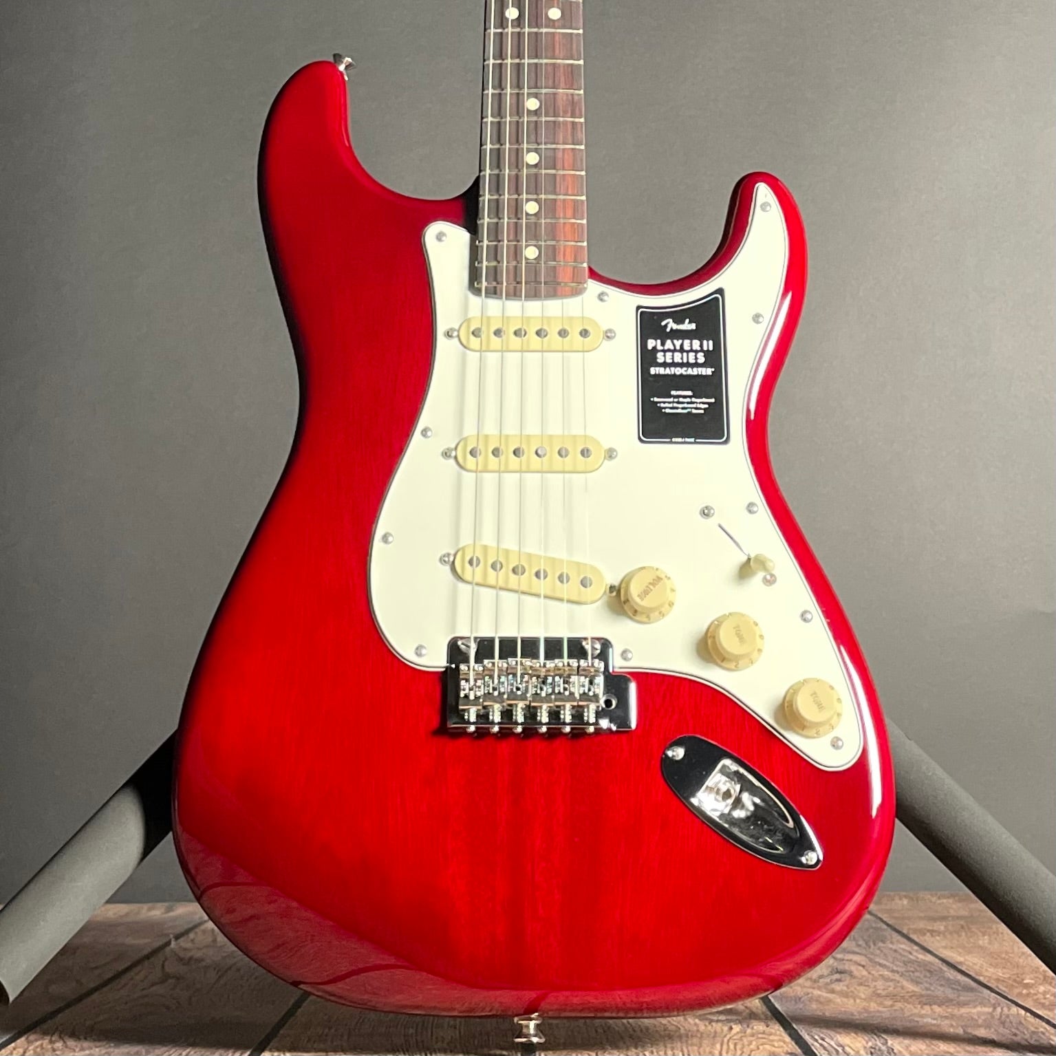 Fender Player II Stratocaster, Rosewood- Transparent Cherry Burst (6lbs 6oz)