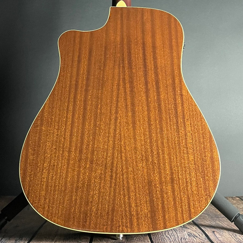Fender Redondo Player Acoustic, Walnut Fingerboard- Sunburst - Metronome Music Inc.