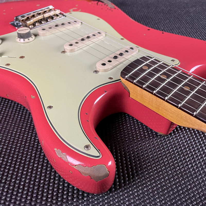 Fender Custom Shop Michael Landau Signature 1963 Stratocaster, Relic- Fiesta Red over 3-Color Sunburst (SOLD) - Metronome Music Inc.