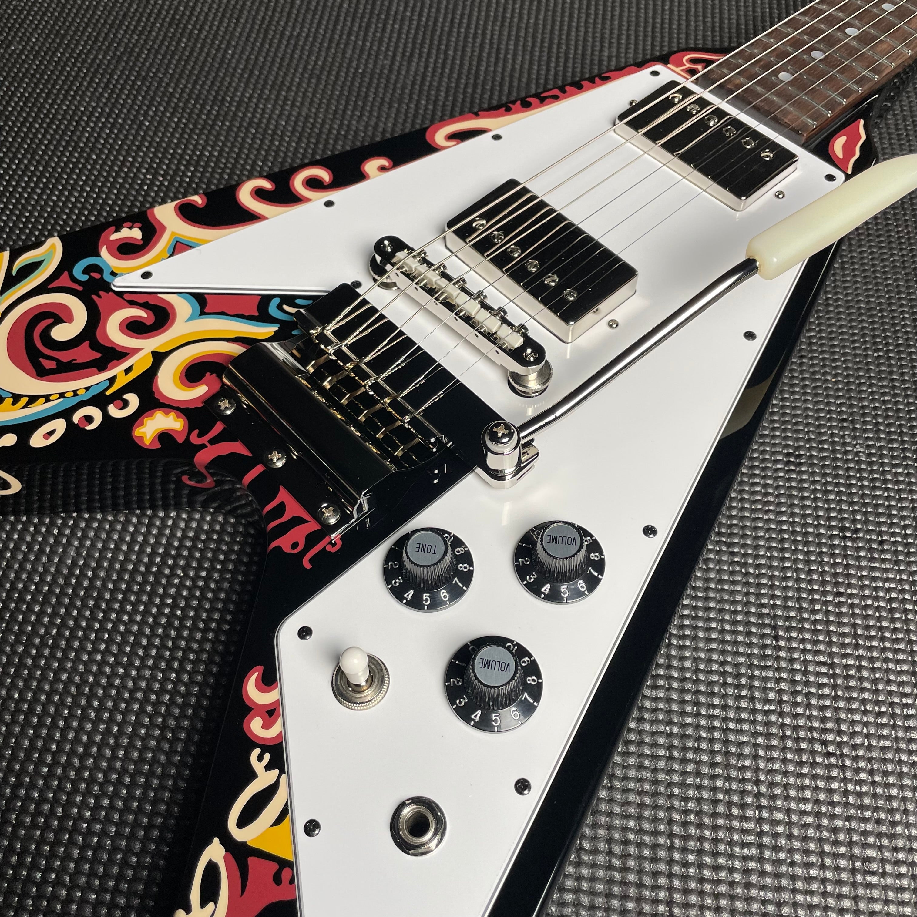 Epiphone Jimi Hendrix "Love Drops" Flying V - Ebony