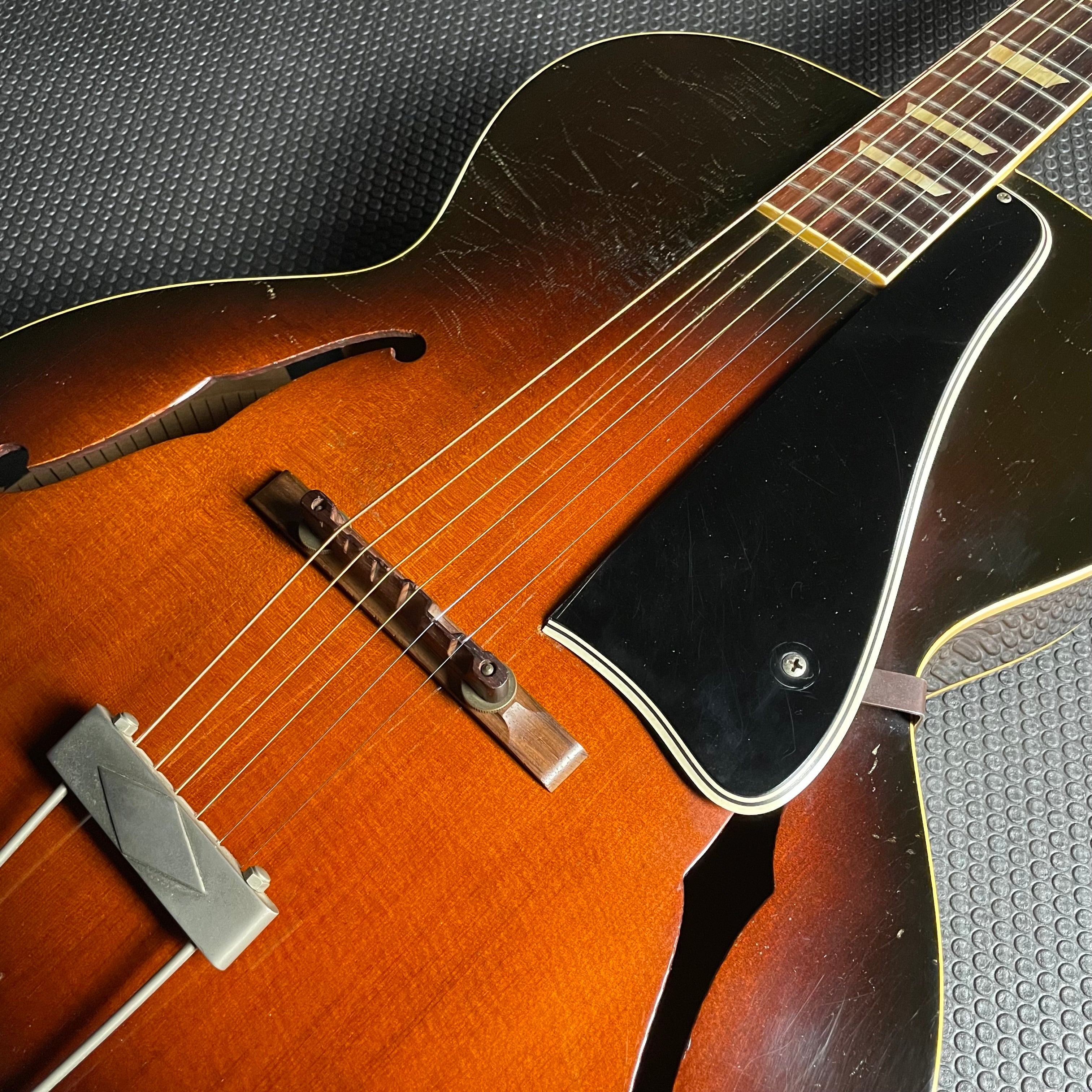 Gibson L-50 F-Hole Archtop Acoustic- Sunburst (1946-47)