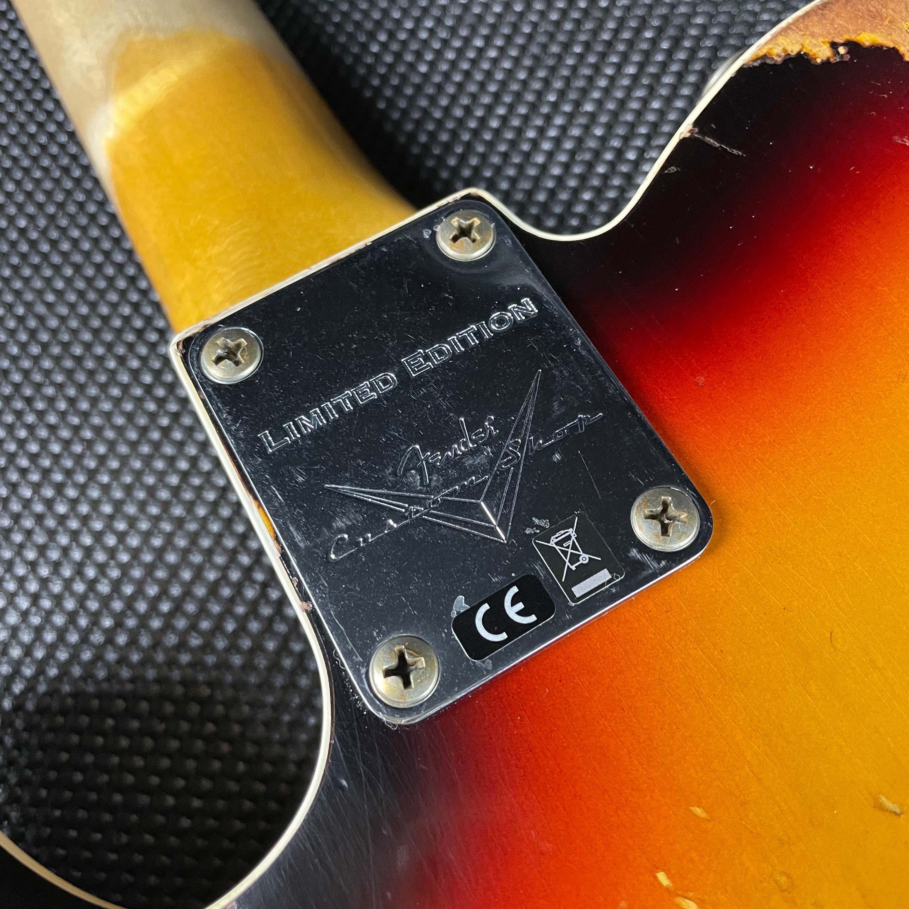 Fender Custom Shop LTD Reverse 1960 Tele Custom, Heavy Relic- 3-Color Sunburst (8lbs 1oz) - Metronome Music Inc.