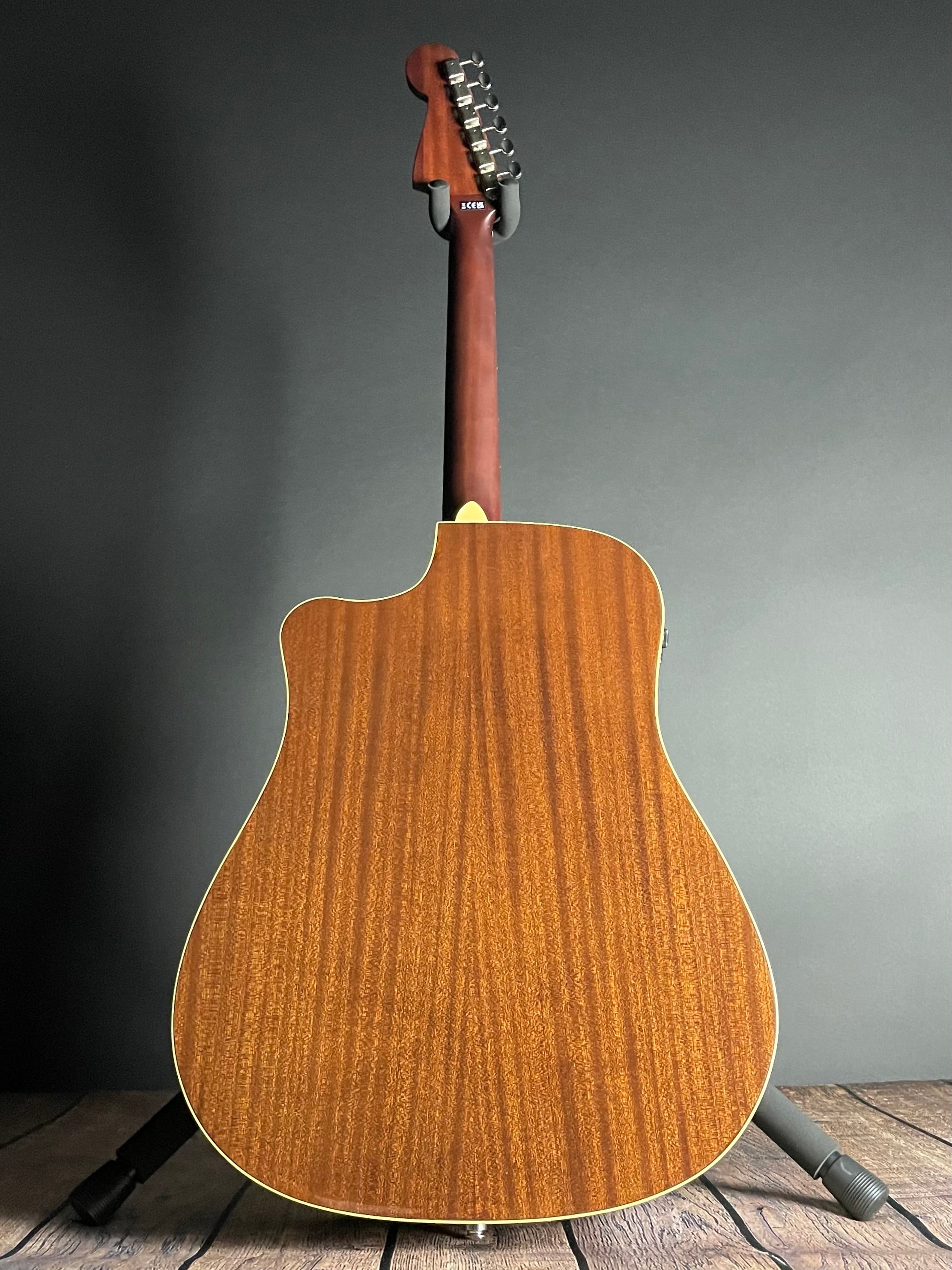 Fender Redondo Player Acoustic, Walnut Fingerboard- Sunburst - Metronome Music Inc.