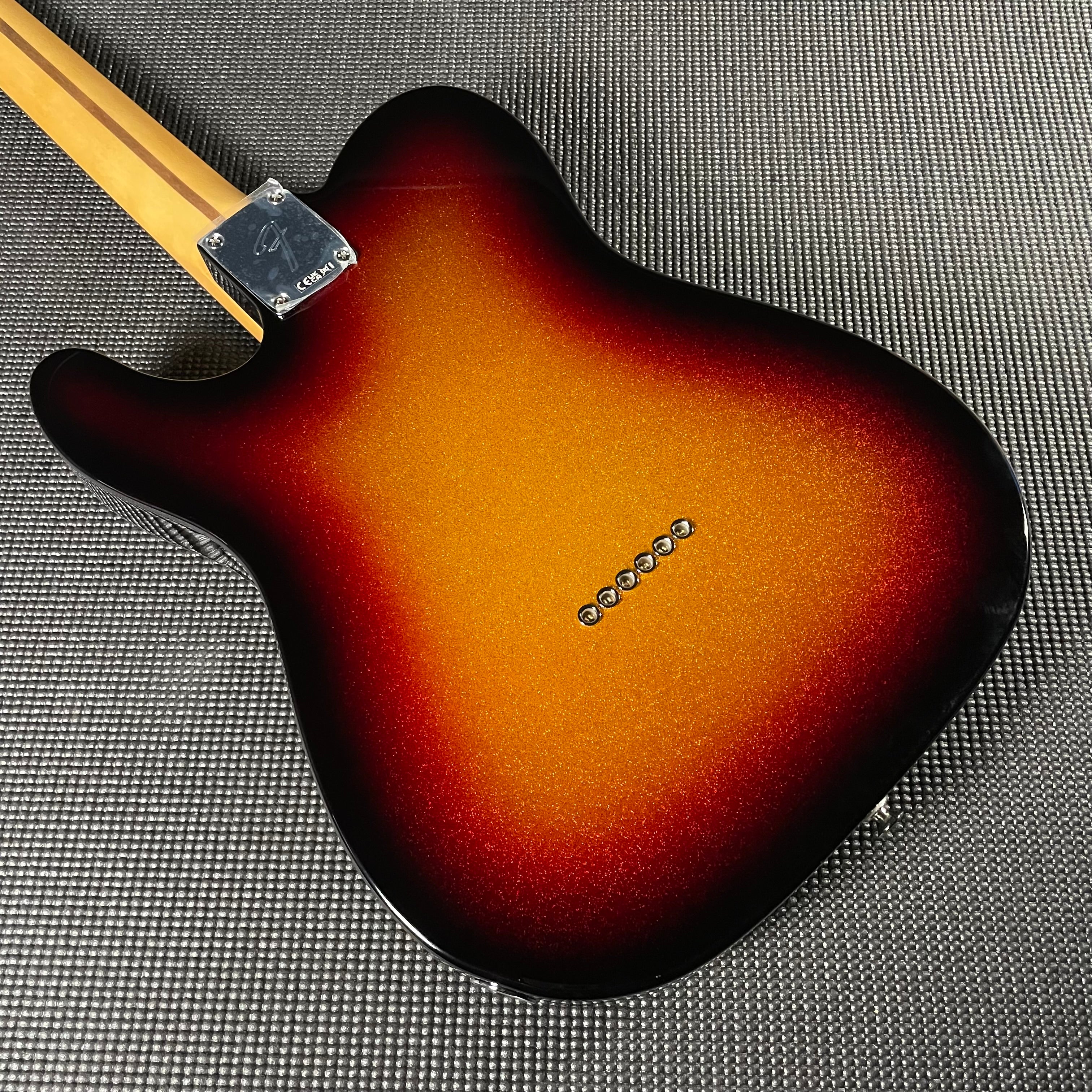 Fender Limited Edition Player II Telecaster, Rosewood Fingerboard, Sparkle 3-Color Sunburst