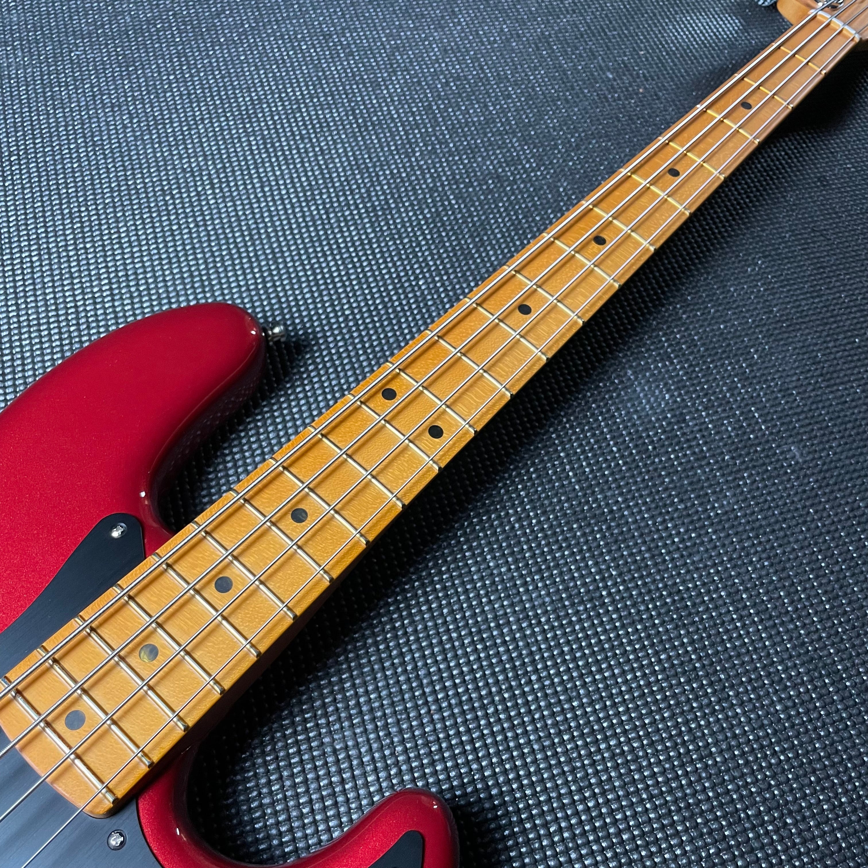 Fender American Ultra II Jazz Bass, Maple - Sinister Red