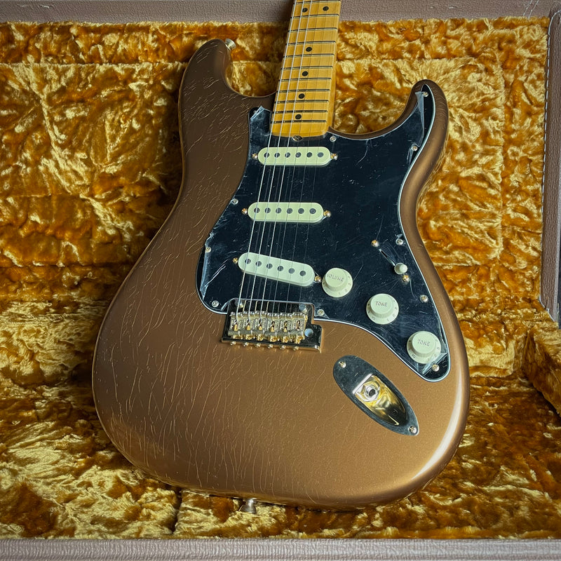 Fender Bruno Mars Stratocaster, Maple Fingerboard- Mars Mocha (US23067321)