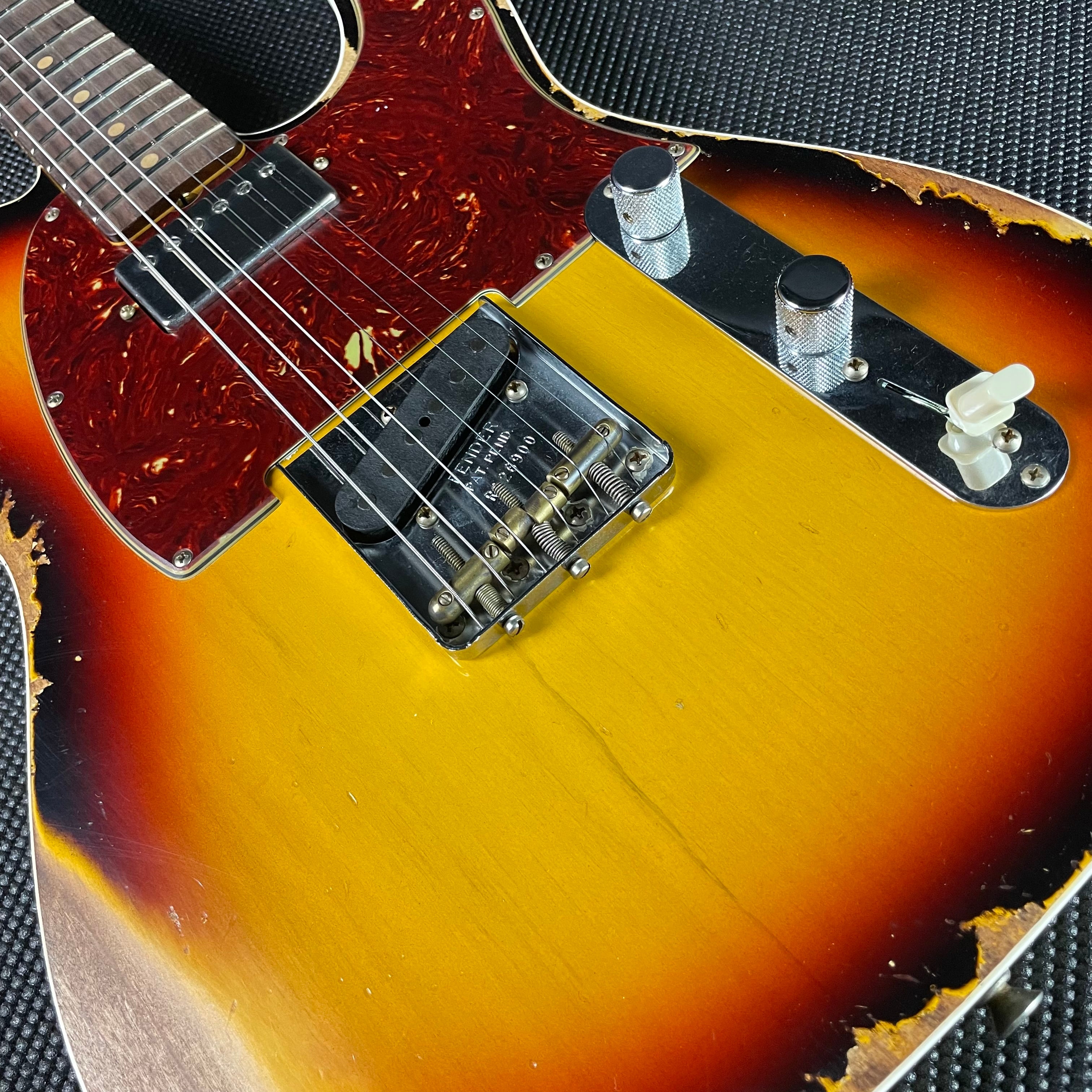 Fender Custom Shop LTD Reverse 1960 Tele Custom, Heavy Relic- 3-Color Sunburst (8lbs 1oz) - Metronome Music Inc.