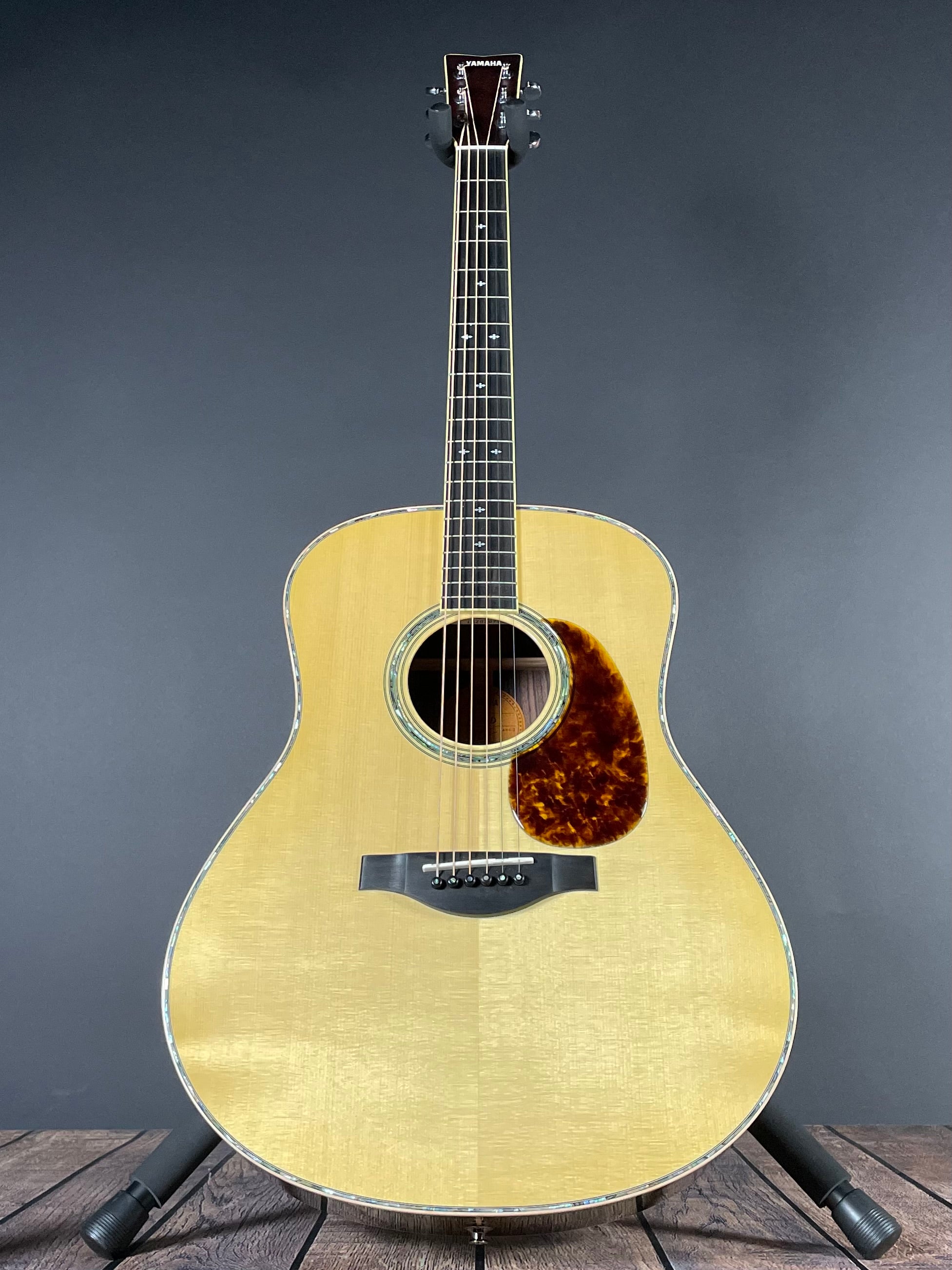 Yamaha LL16D Dreadnought Solid Rosewood/Spruce - Natural (2021)