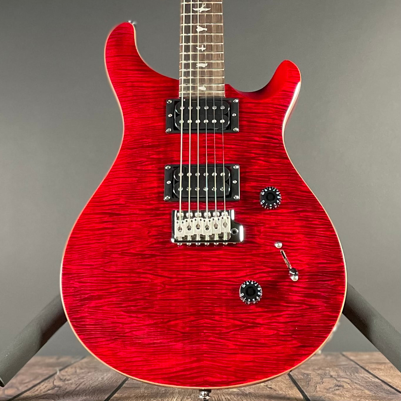 Paul Reed Smith, PRS SE Custom 24- Ruby (7lbs 14oz)