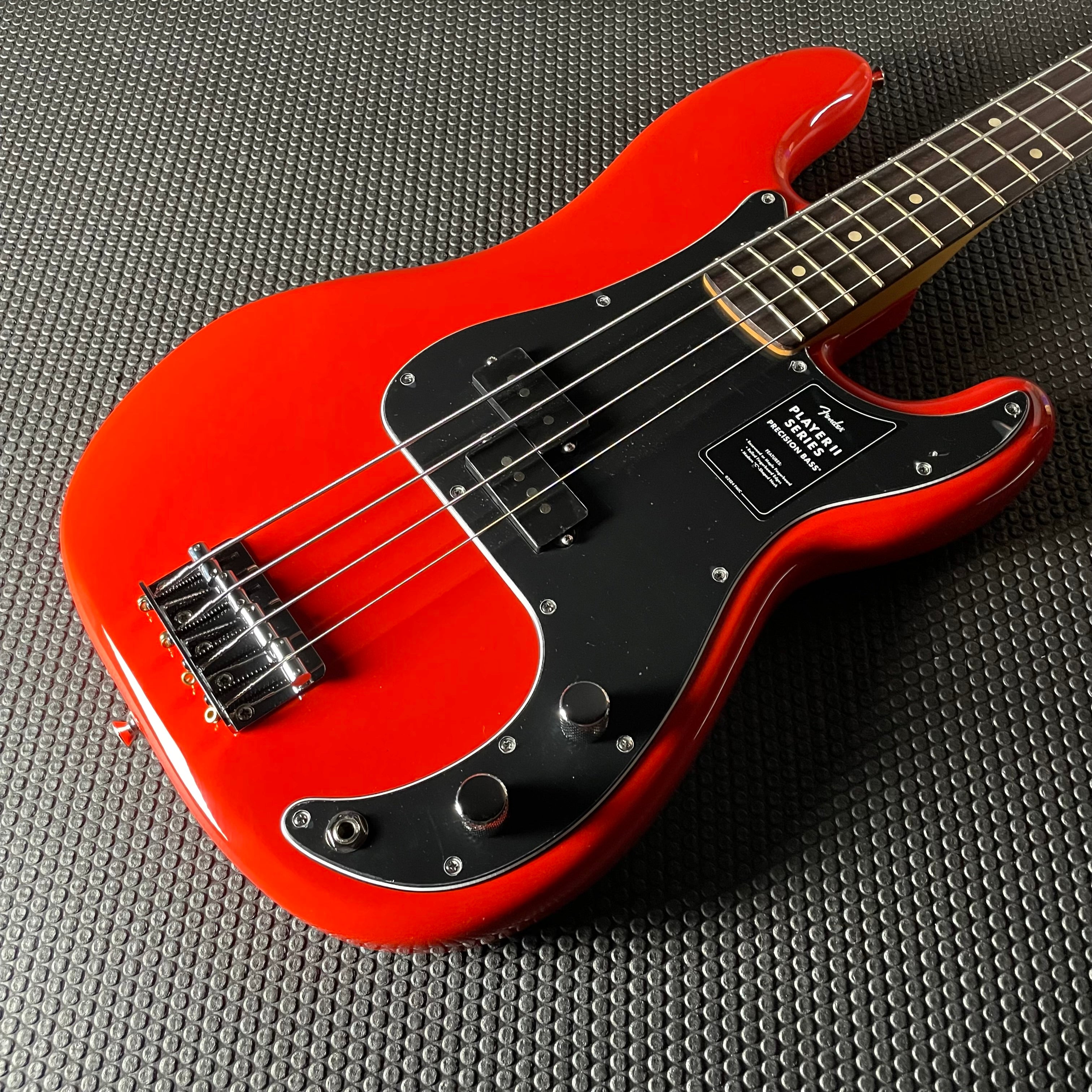 Fender Player II Precision Bass, Rosewood- Coral Red (9lbs 1oz)