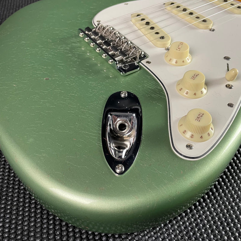 Fender Custom Shop Postmodern Stratocaster, Journeyman- Faded Aged Sage Green Metallic (mint)