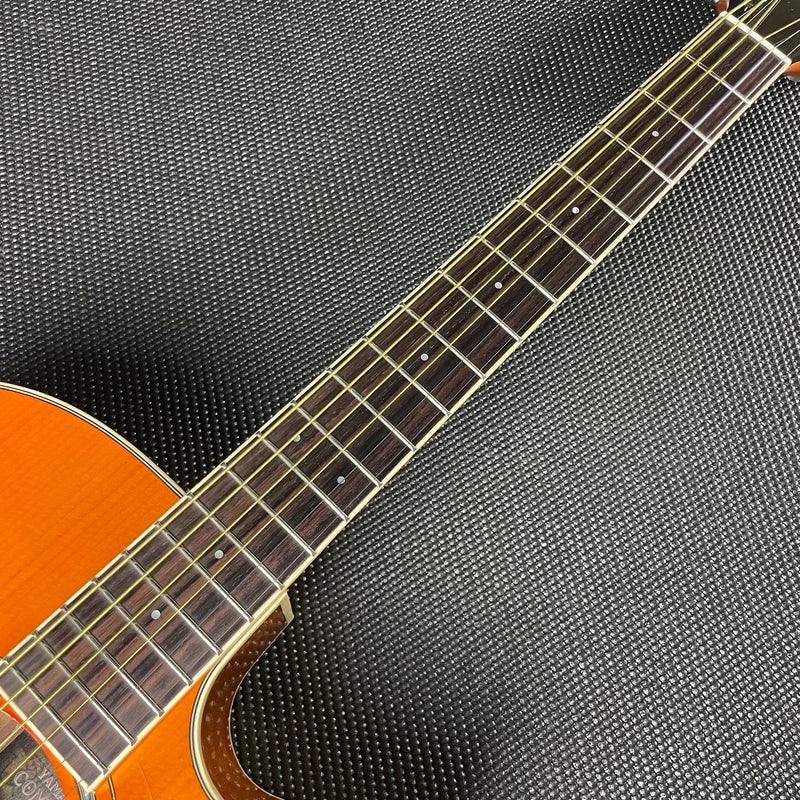 Yamaha CPX600 Jumbo Acoustic-Vintage Tint