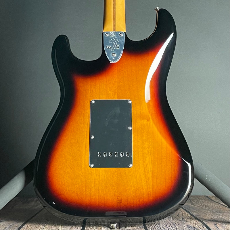 Fender Vintera II '70s Stratocaster, Maple Fingerboard- 3-Color Sunburst (MX23078543) - Metronome Music Inc.
