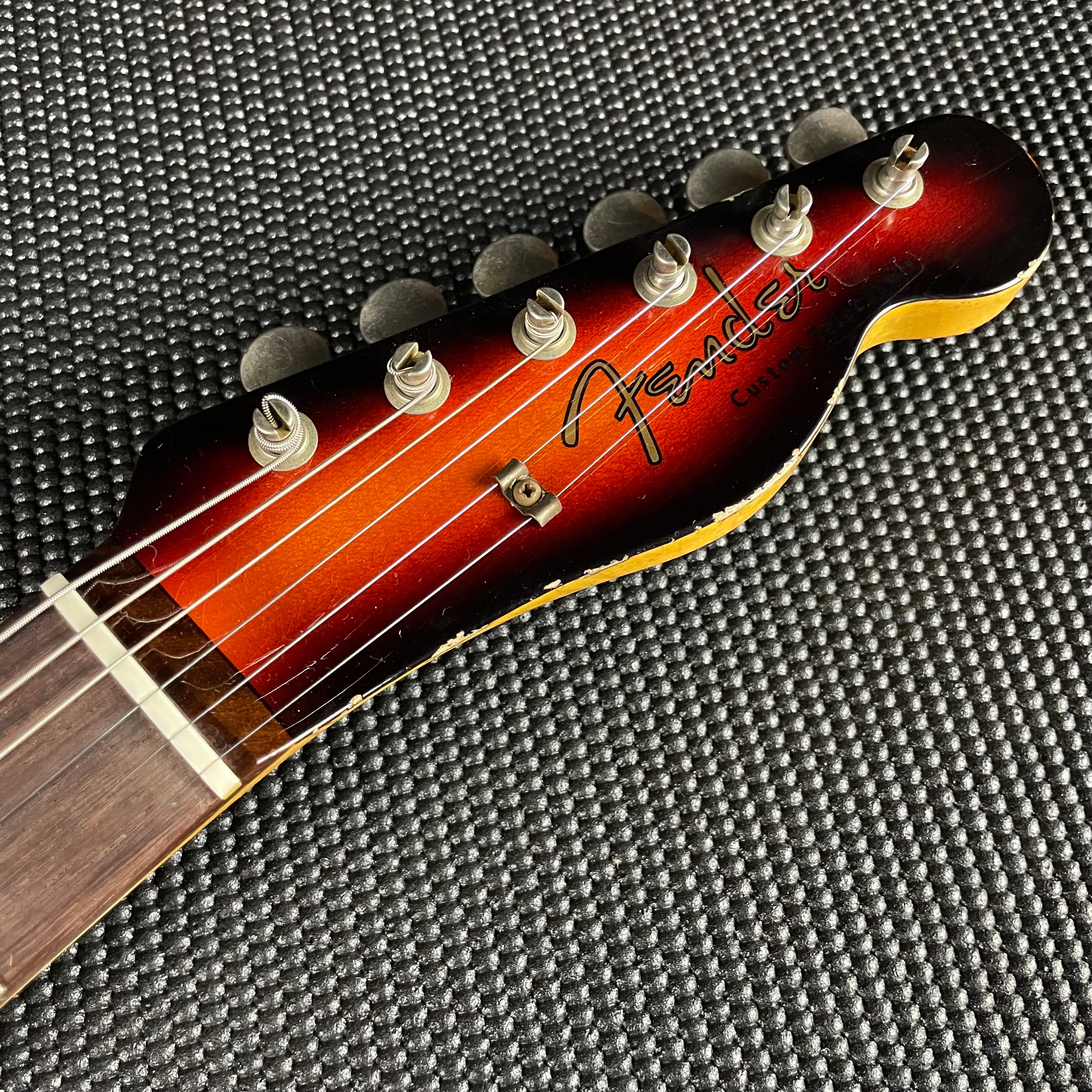 Fender Custom Shop LTD Reverse 1960 Tele Custom, Heavy Relic- 3-Color Sunburst (8lbs 1oz) - Metronome Music Inc.