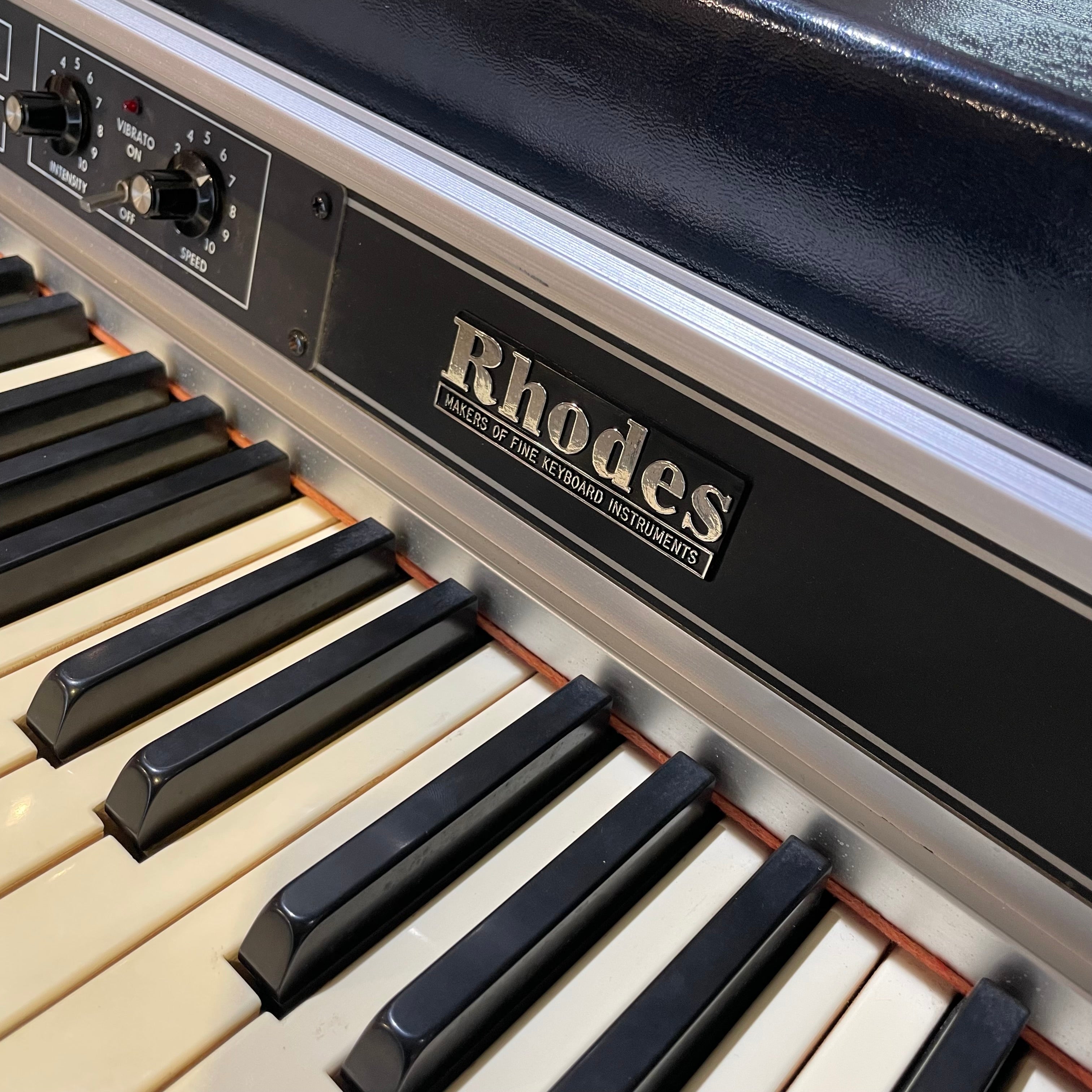 Fender Rhodes 73 Suitcase MK-II Electric-Piano W/ FR7710 Speaker (1980)