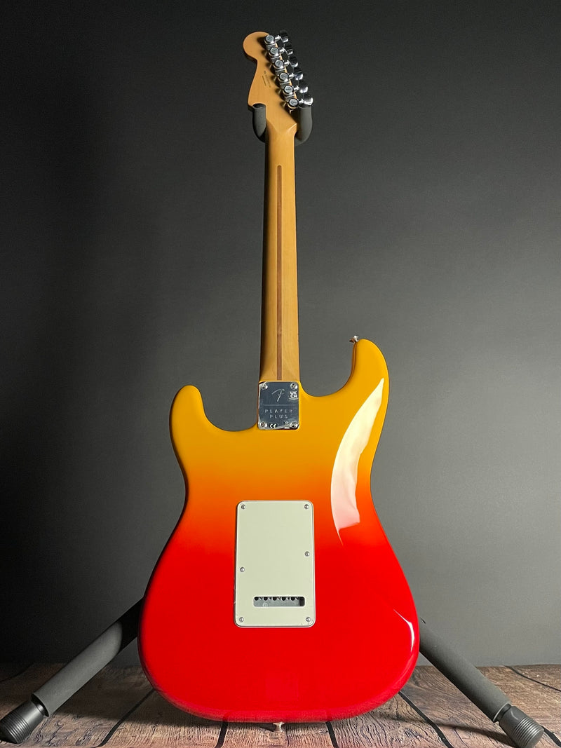 Fender Player Plus Stratocaster, Maple Fingerboard- Tequila Sunrise (MX22048334)