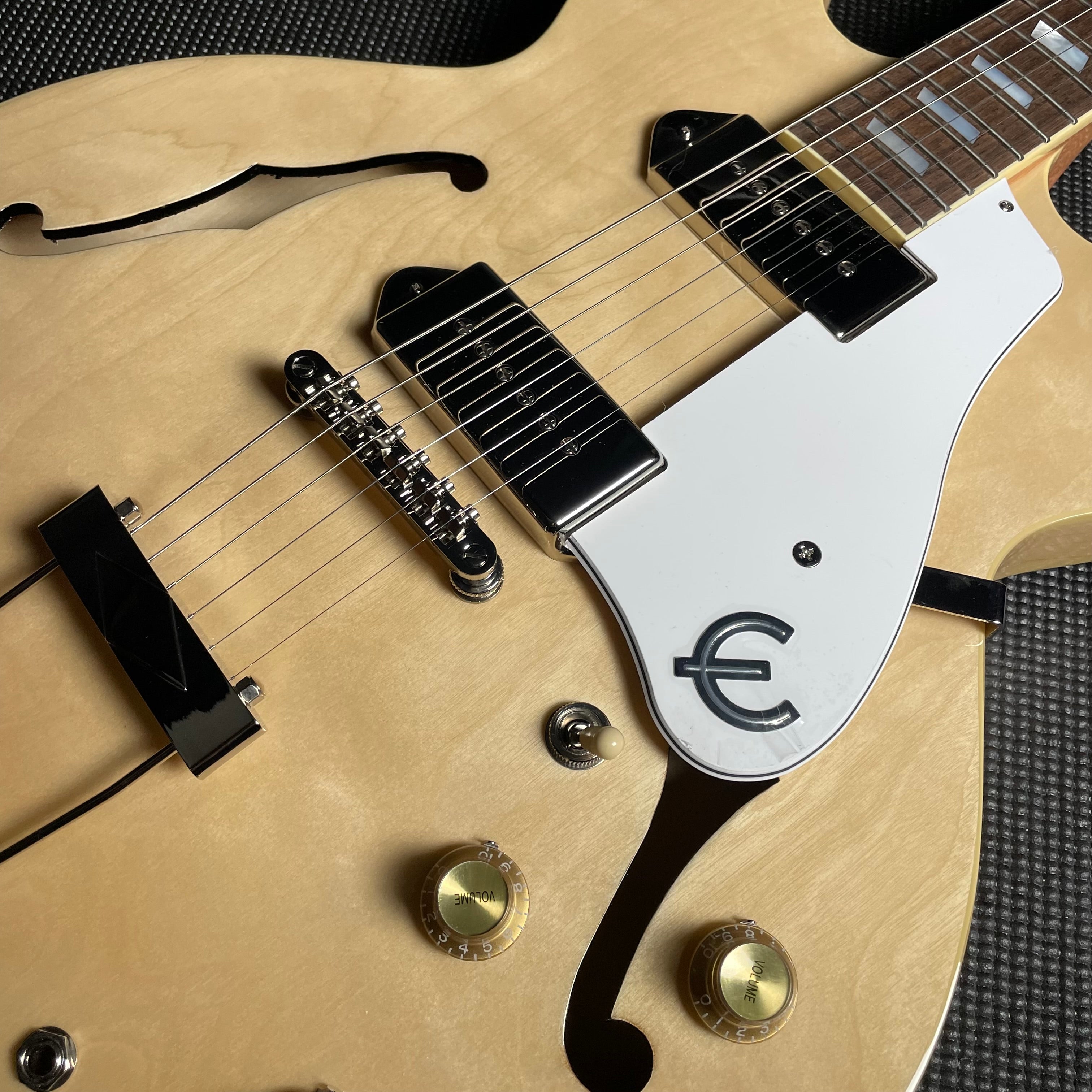 Epiphone Casino w/Gig Bag - Natural