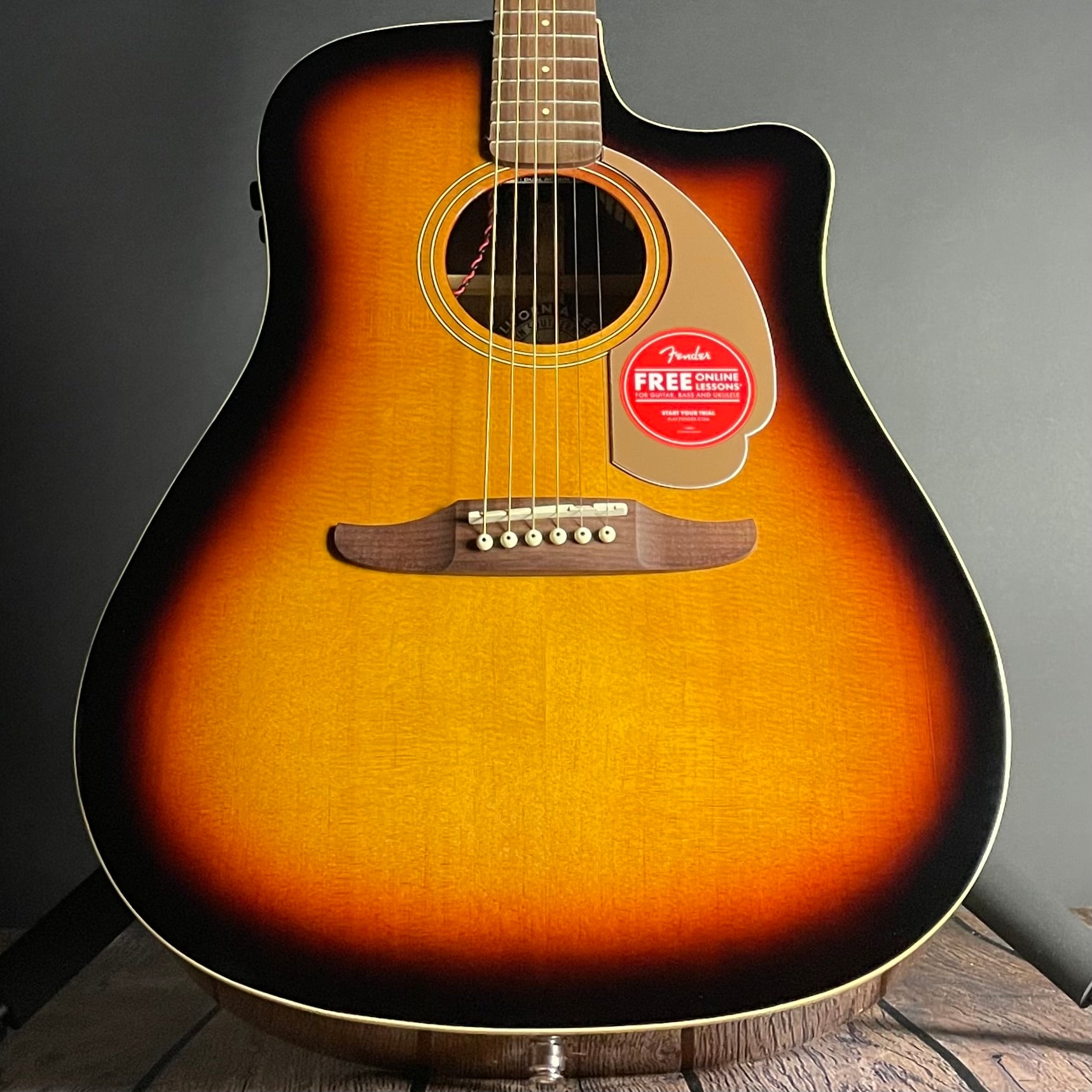 Fender Redondo Player Acoustic, Walnut Fingerboard- Sunburst - Metronome Music Inc.