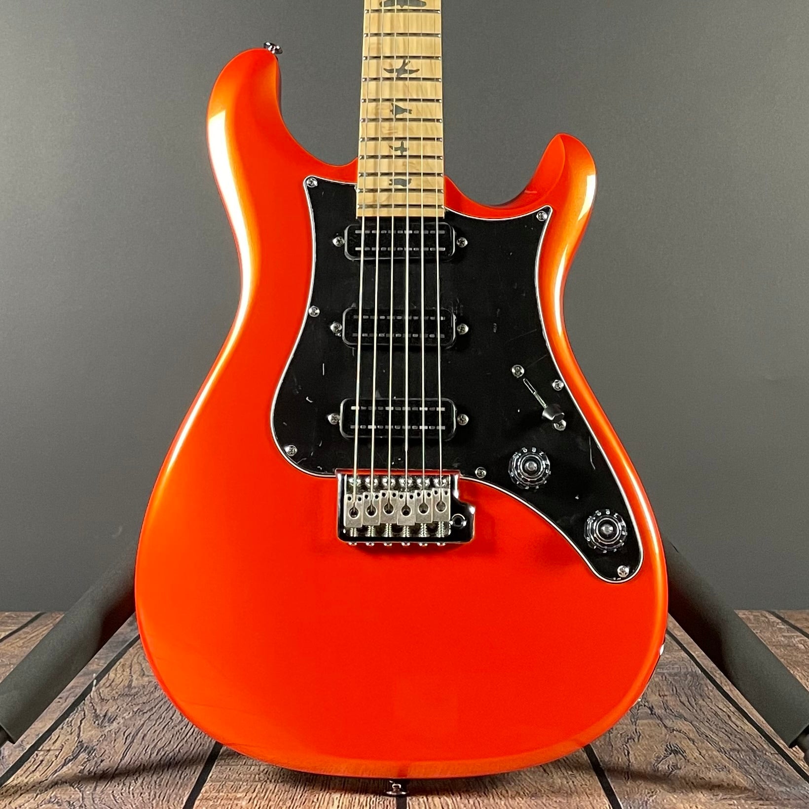 Paul Reed Smith, PRS SE NF3 - Metallic Orange, Maple Fretboard (CTIG095646)