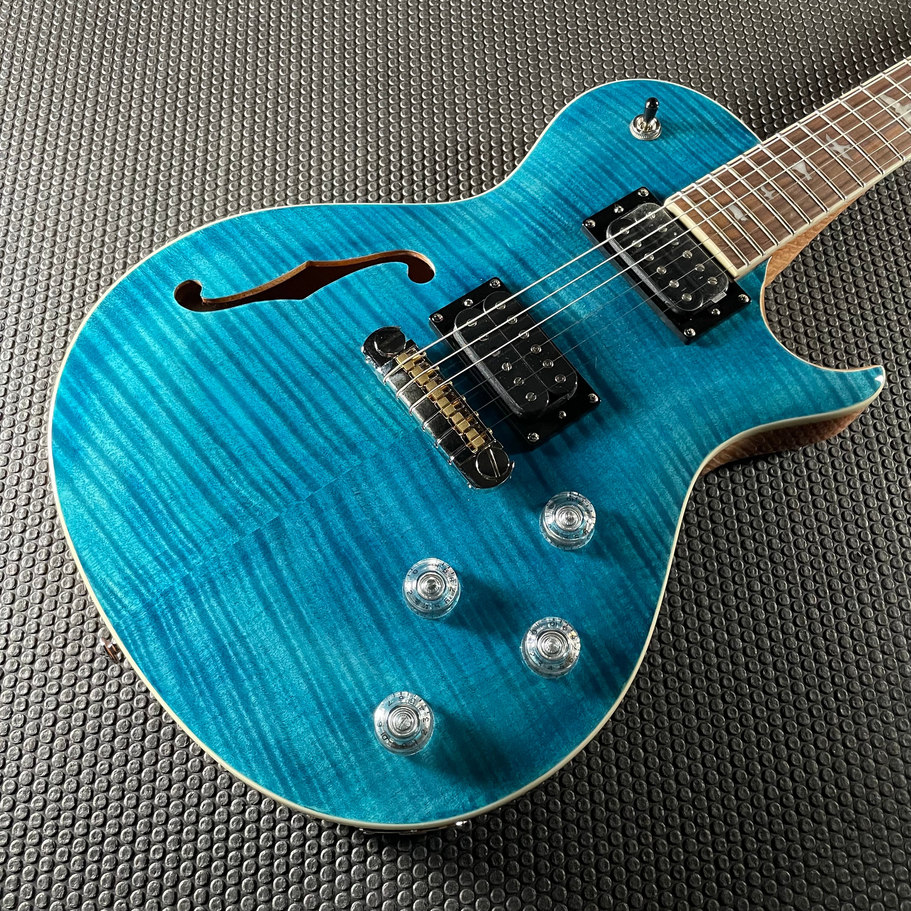 Paul Rees Smith, PRS SE Zach Myers Signature- Myers Blue (7lbs 2oz)