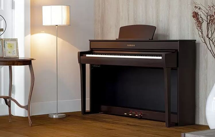 Yamaha Clavinova CLP-835 Digital Piano with Bench - Dark Rosewood