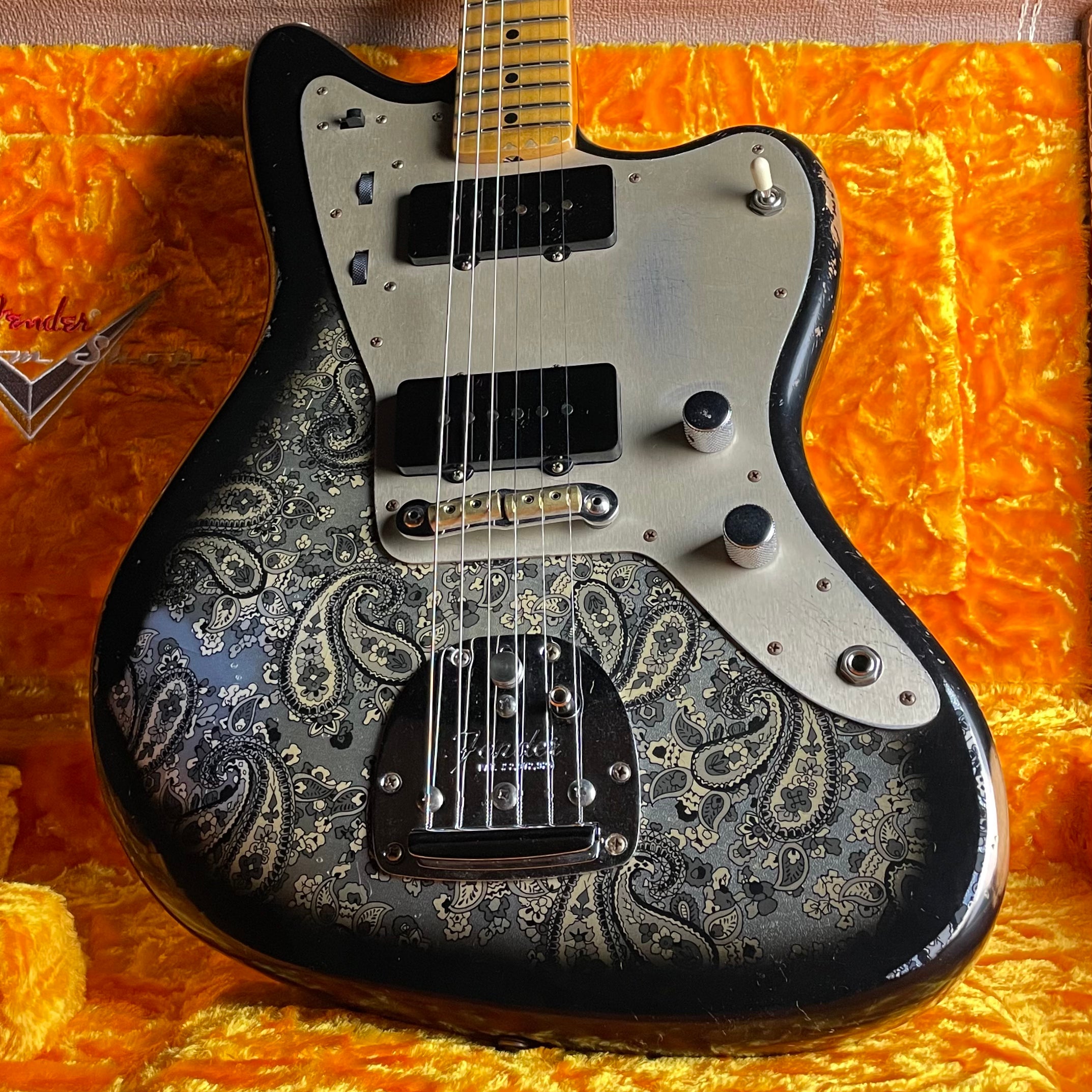 Fender Custom Shop LTD Custom Jazzmaster, Relic- Aged Black Paisley (8lbs 7oz) - Metronome Music Inc.