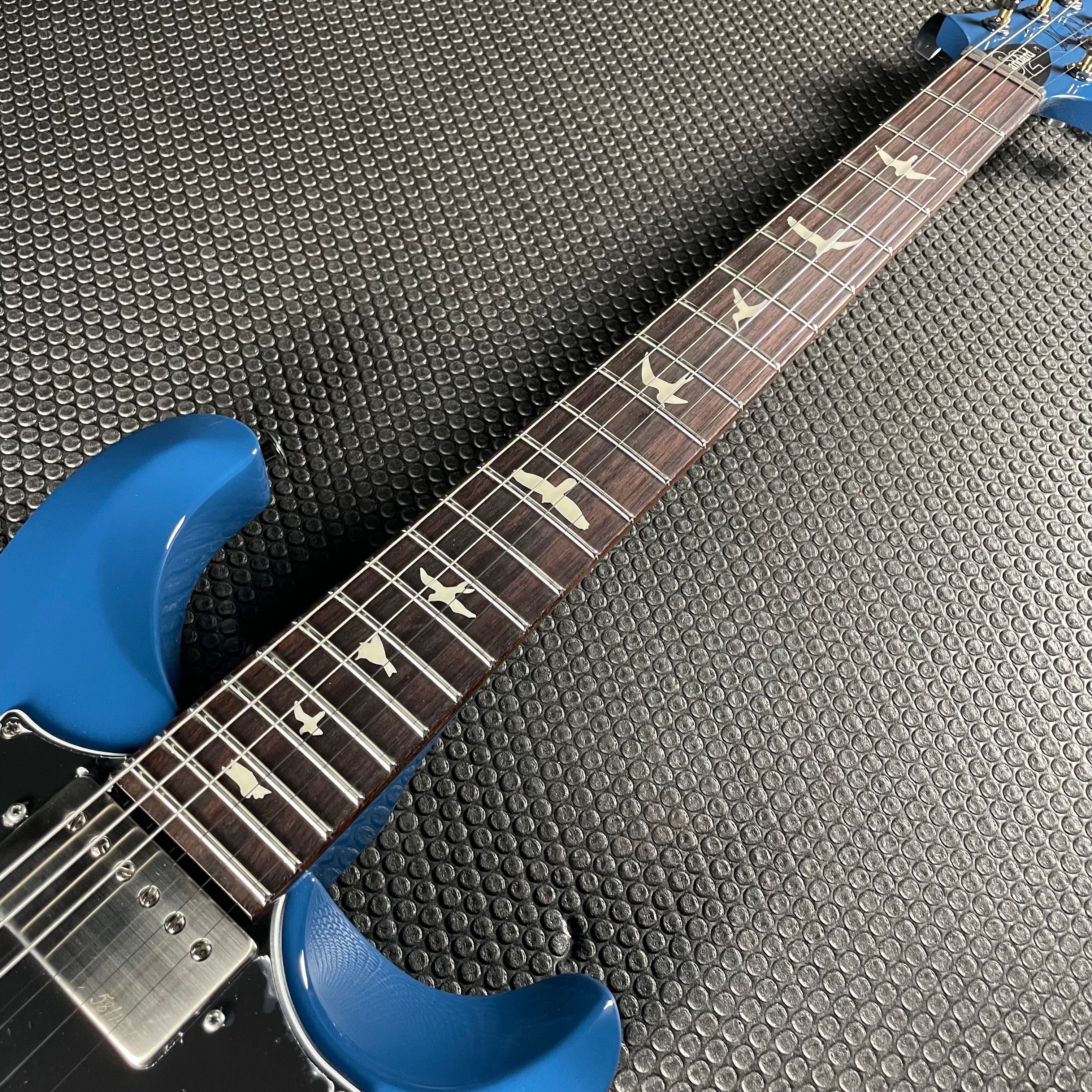 Paul Reed Smith, PRS S2 Standard 22- Space Blue (7lbs 9oz)