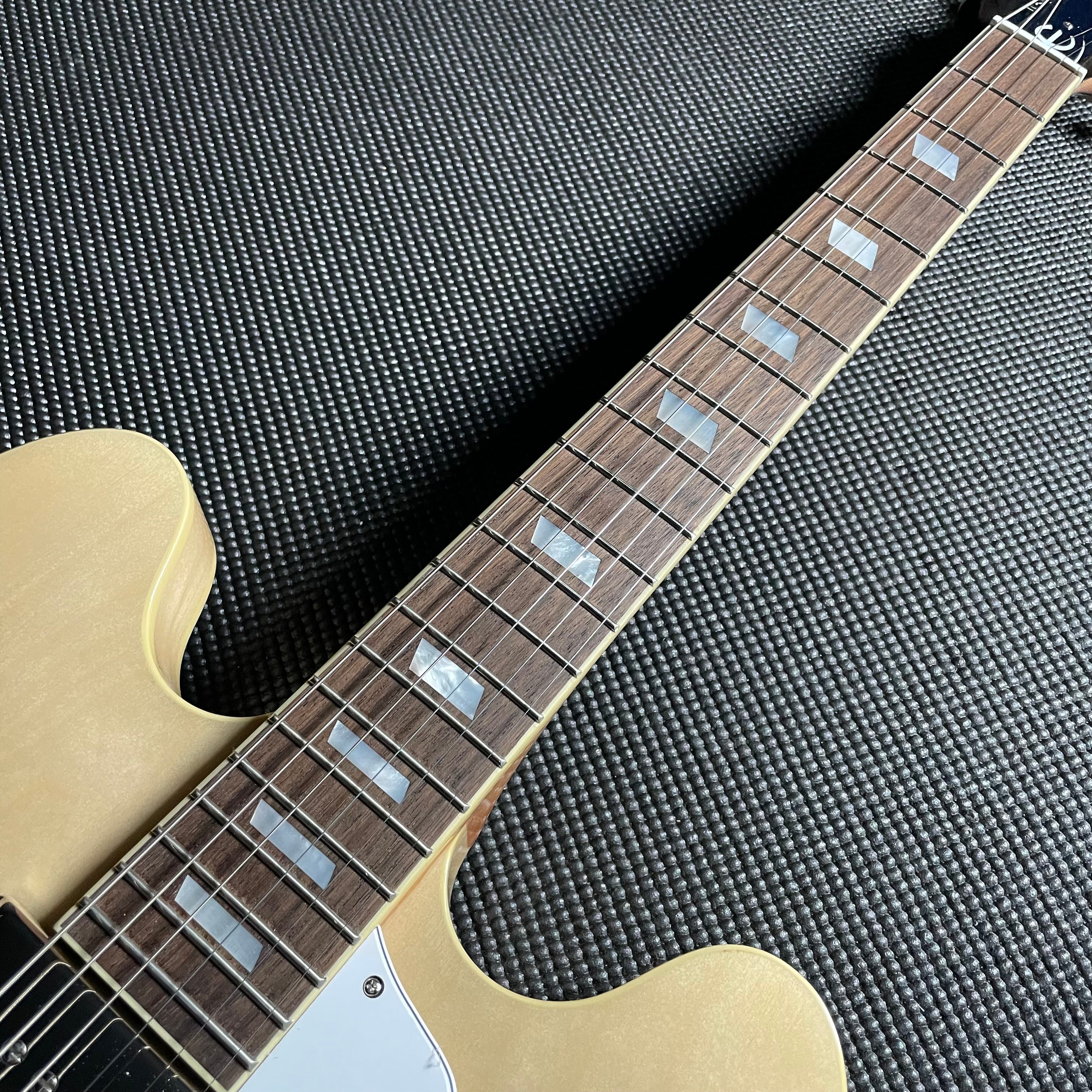 Epiphone Casino w/Gig Bag - Natural