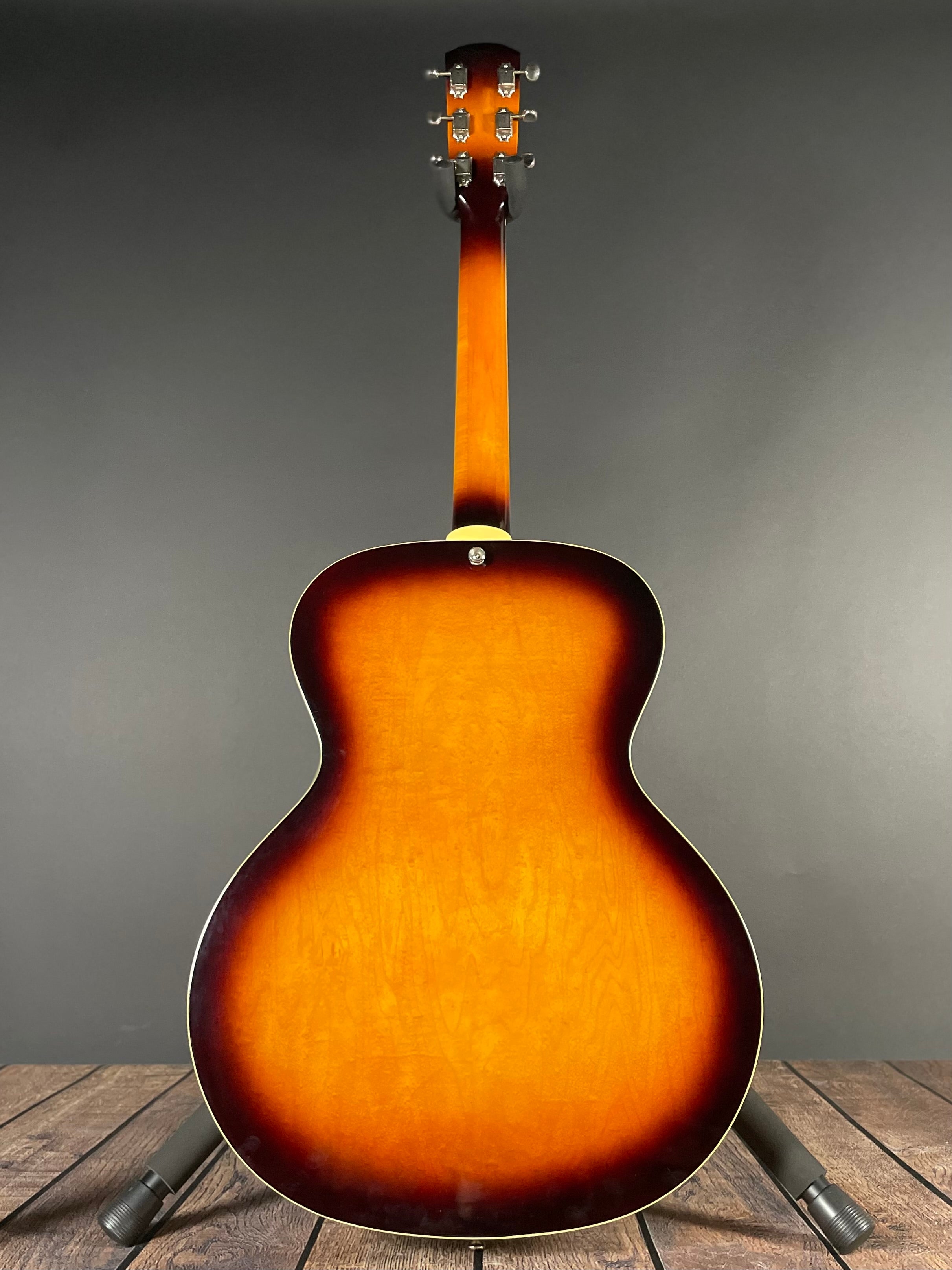 Alvarez Artist Series AD65E w/Bag - Sunburst (2010s)