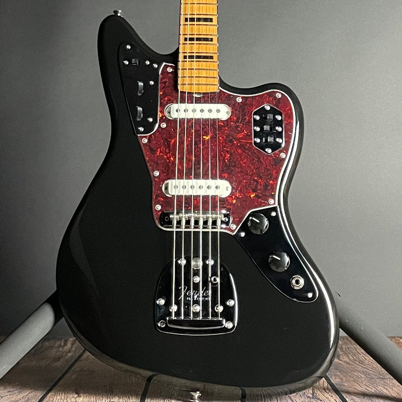 Fender Vintera II 70s Jaguar- Black (MX23112093) - Metronome Music Inc.