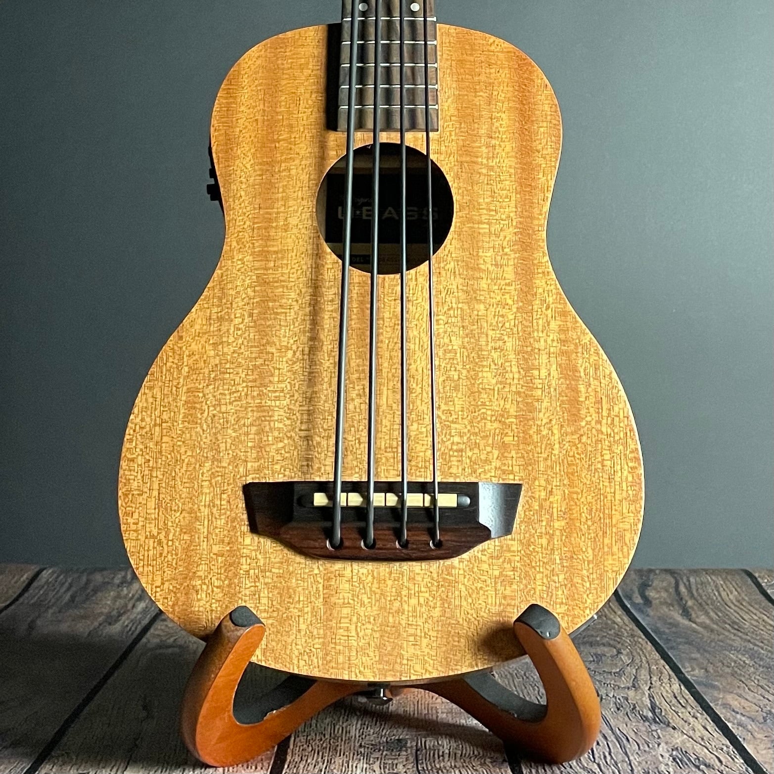 Kala Nomad Acoustic-Electric U•BASS - Metronome Music Inc.