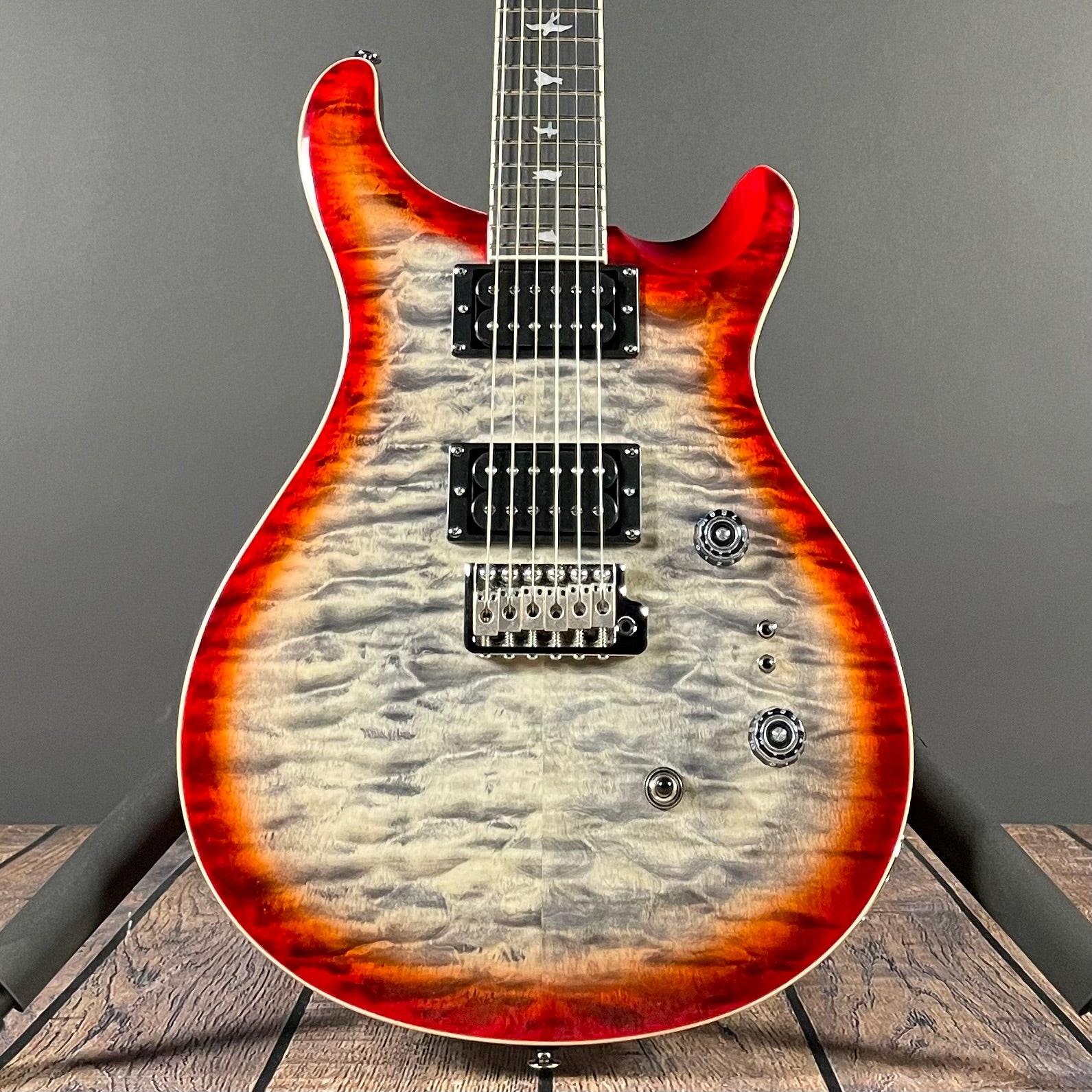 Paul Reed Smith, PRS SE Custom 24-08 - Quilt package - Charcoal Cherry Burst