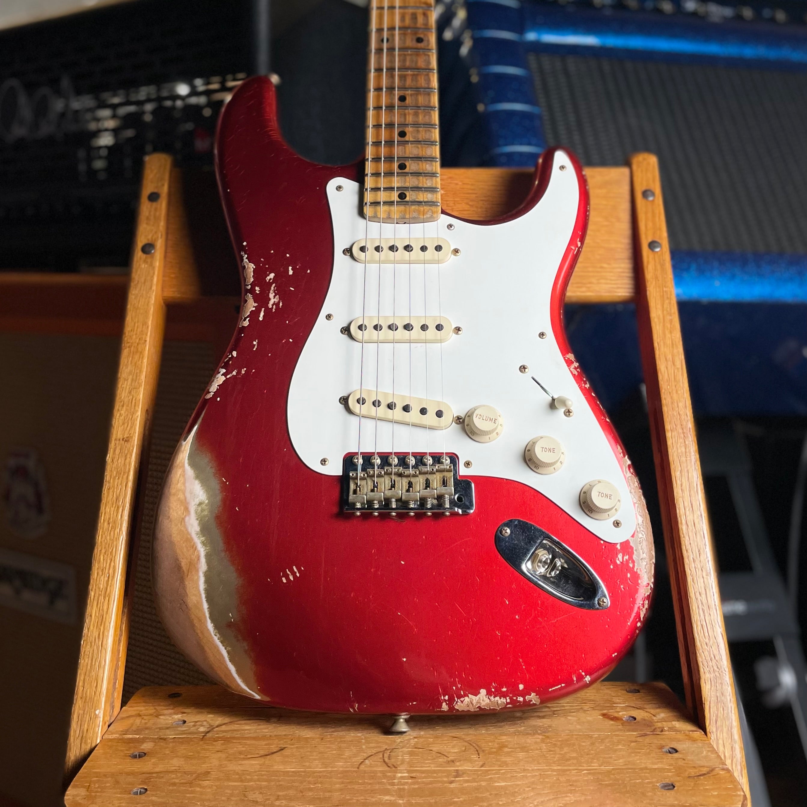 Fender Custom Shop 1958 Stratocaster, Heavy Relic-Faded Aged Candy Apple Red (7lbs 4oz)