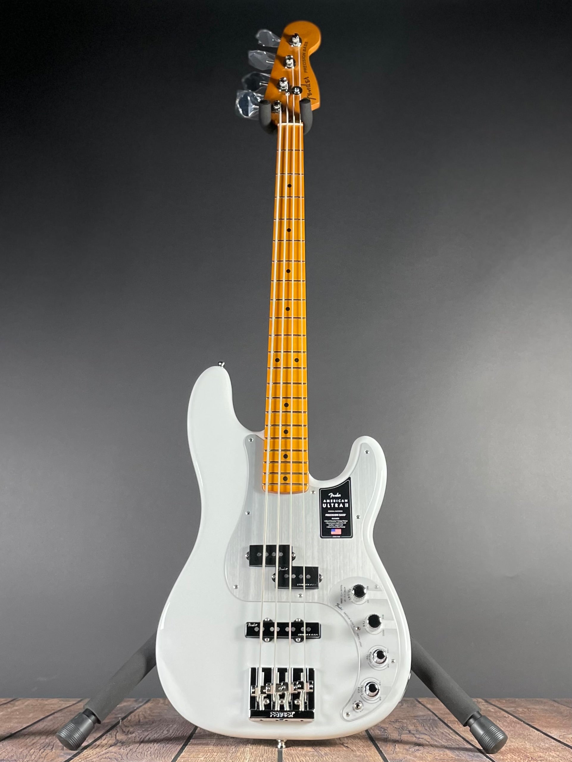 Fender American Ultra II Precision Bass, Maple- Avalanche (9lbs 1oz)