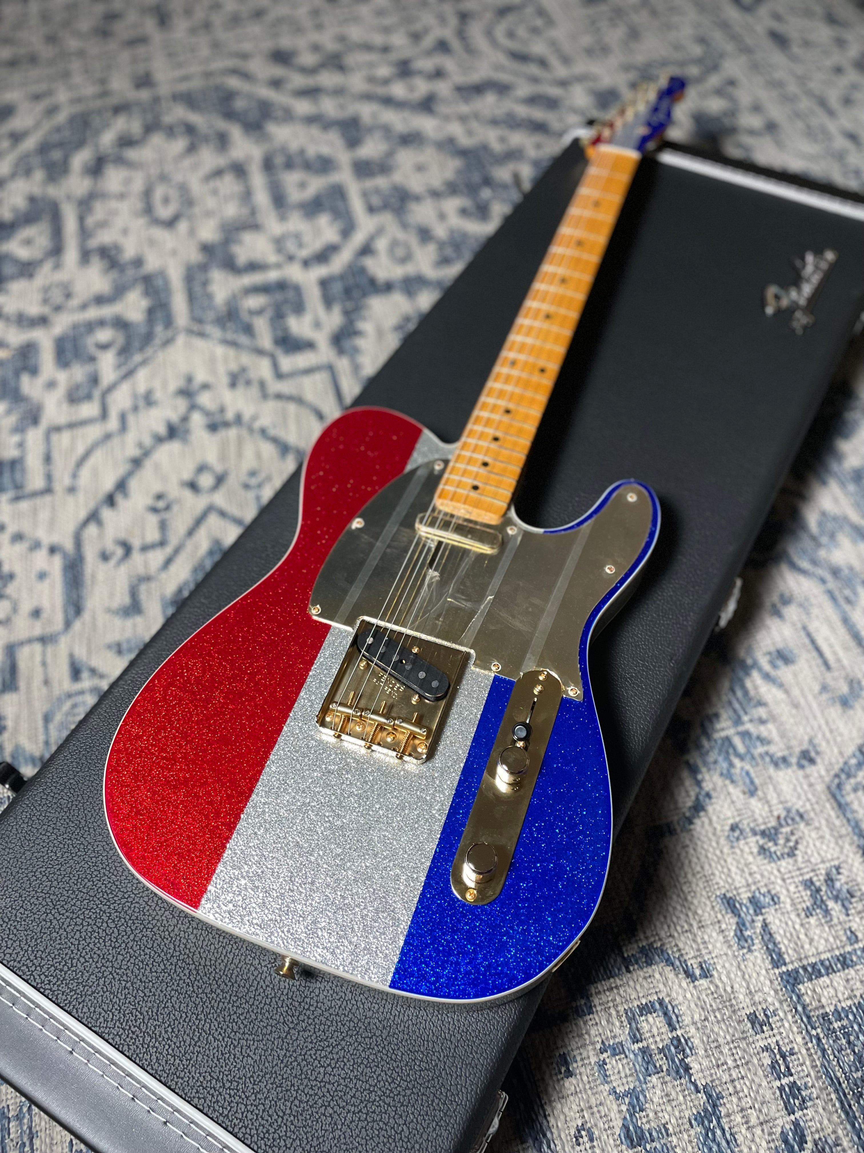 Fender Buck Owens Telecaster, Maple- Red, Silver and Blue Sparkle (7lbs 12oz)